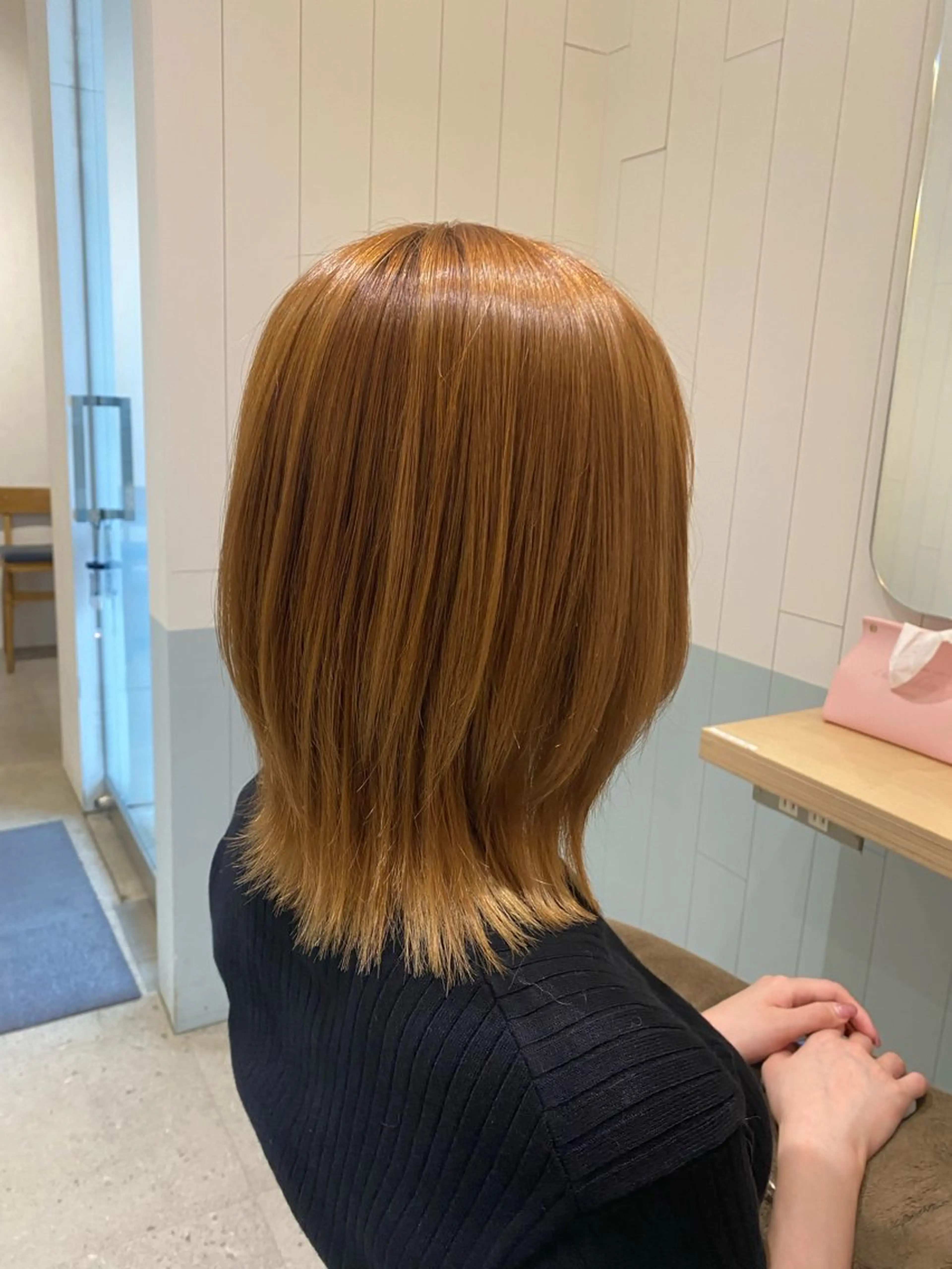 ミディアム レイヤーカット エリア唯一🌈ᵕ̈* 派手髪モリヤ🌺のヘアスタイル
