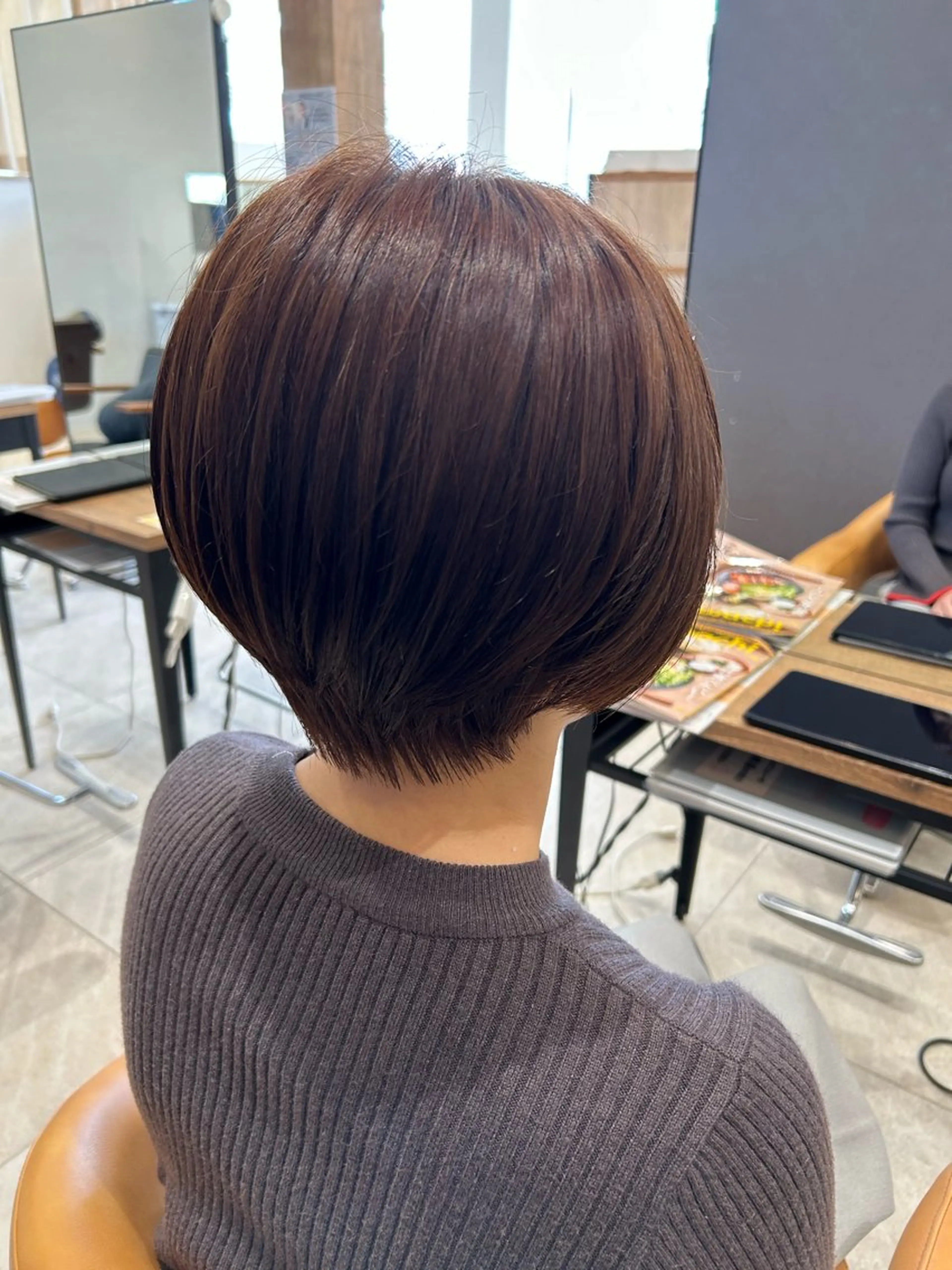 ショート カット 横田 まおのヘアスタイル