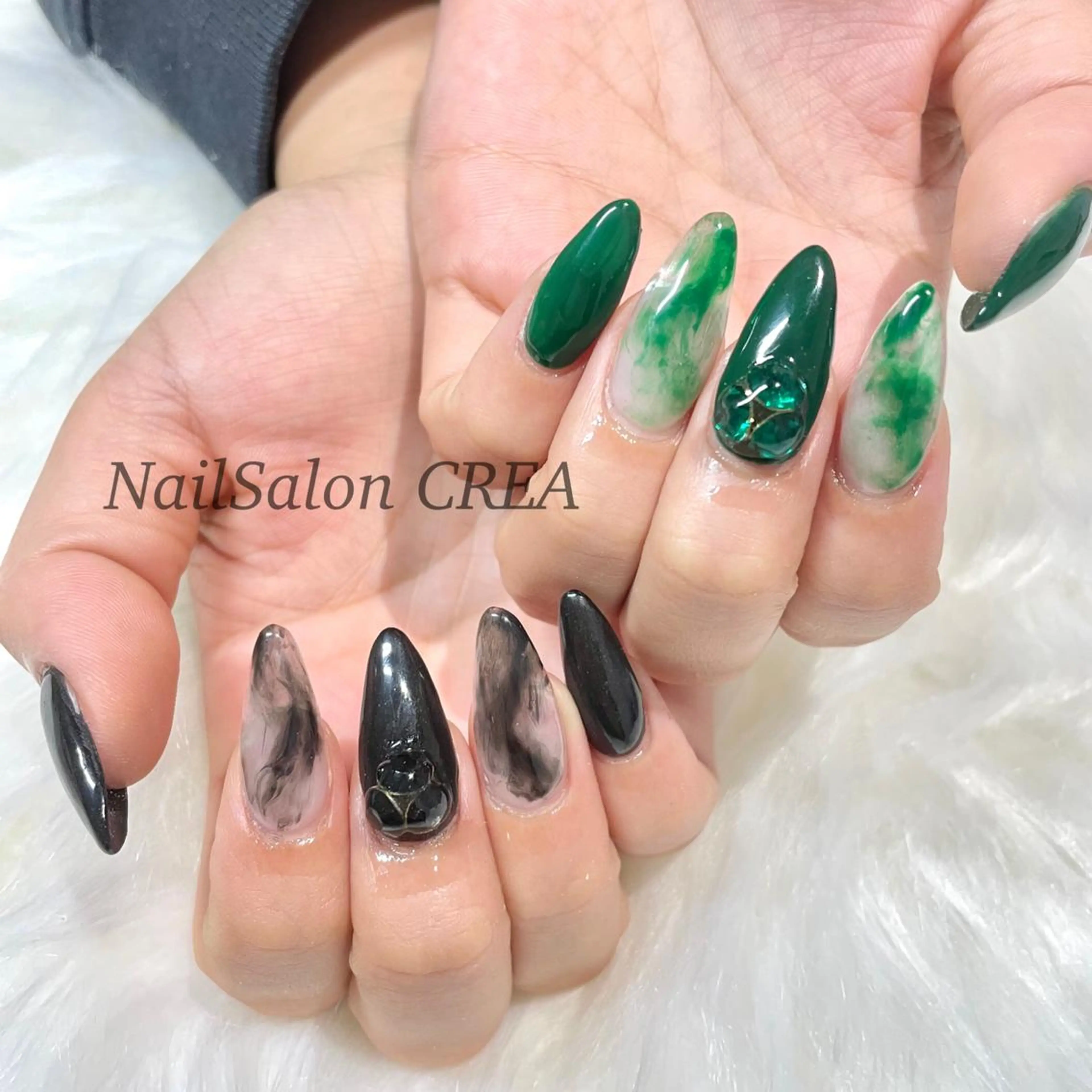 ネイル ストーンネイル ハンドネイル NailSalon CREAのネイルデザイン