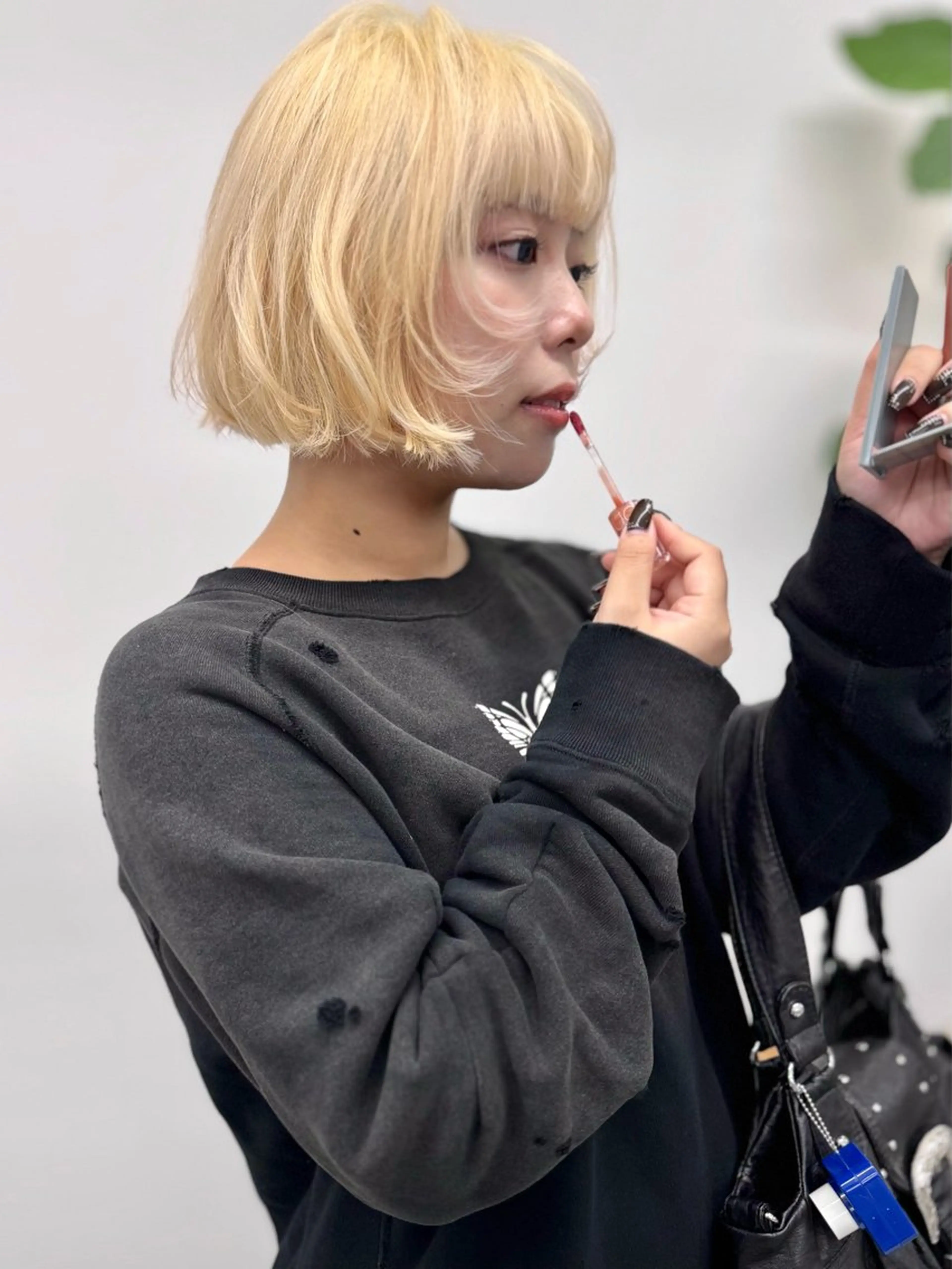 ミディアム ヘアカラー トリートメント オカモト ミユウ/ブリーチのヘアスタイル