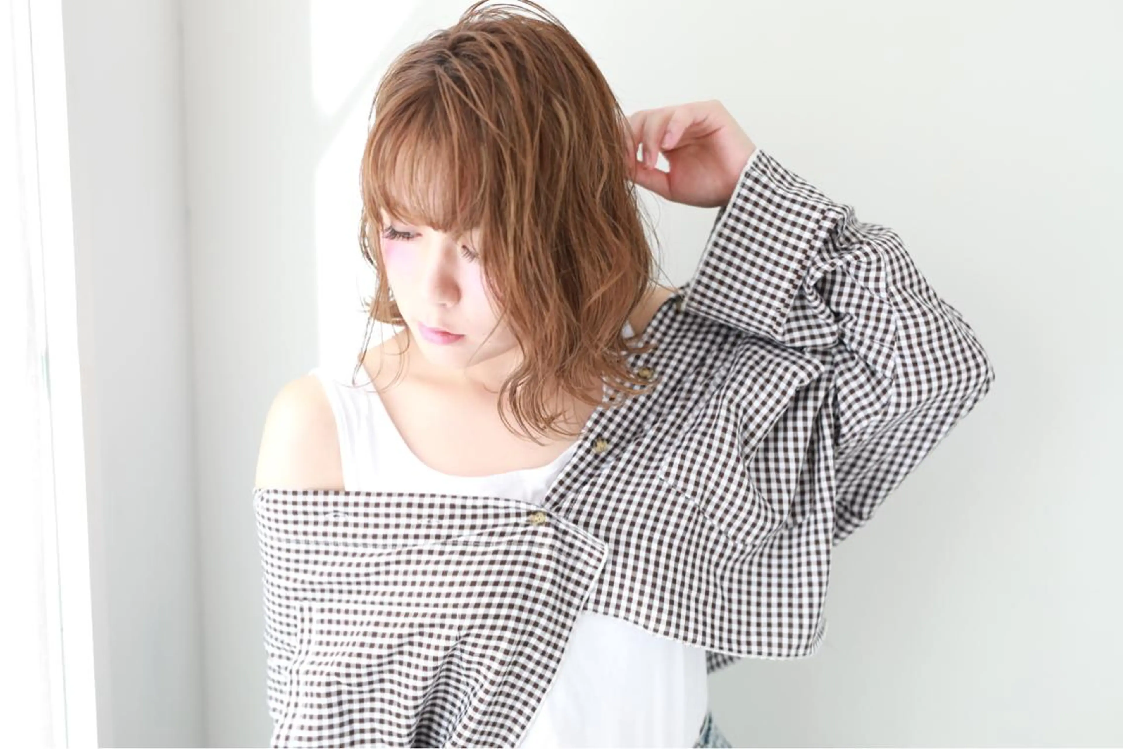 ミディアム 外ハネヘア パーマ×ウルフカット koya☆のヘアスタイル