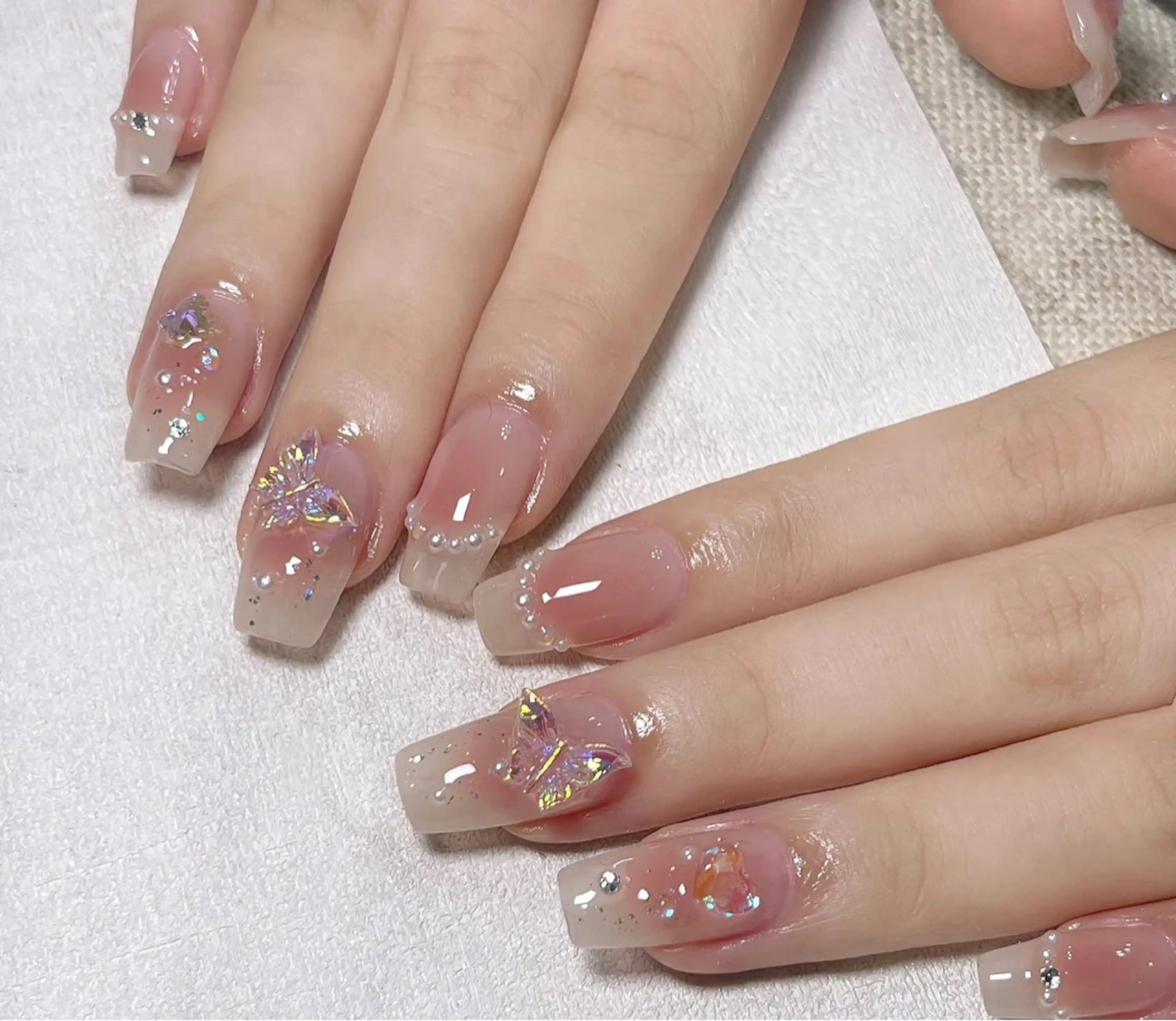ネイル ハンドネイル 💅E•U•B NAIL🌹所属・横浜市中区曙町 ネイルE·U·Bのネイルデザイン