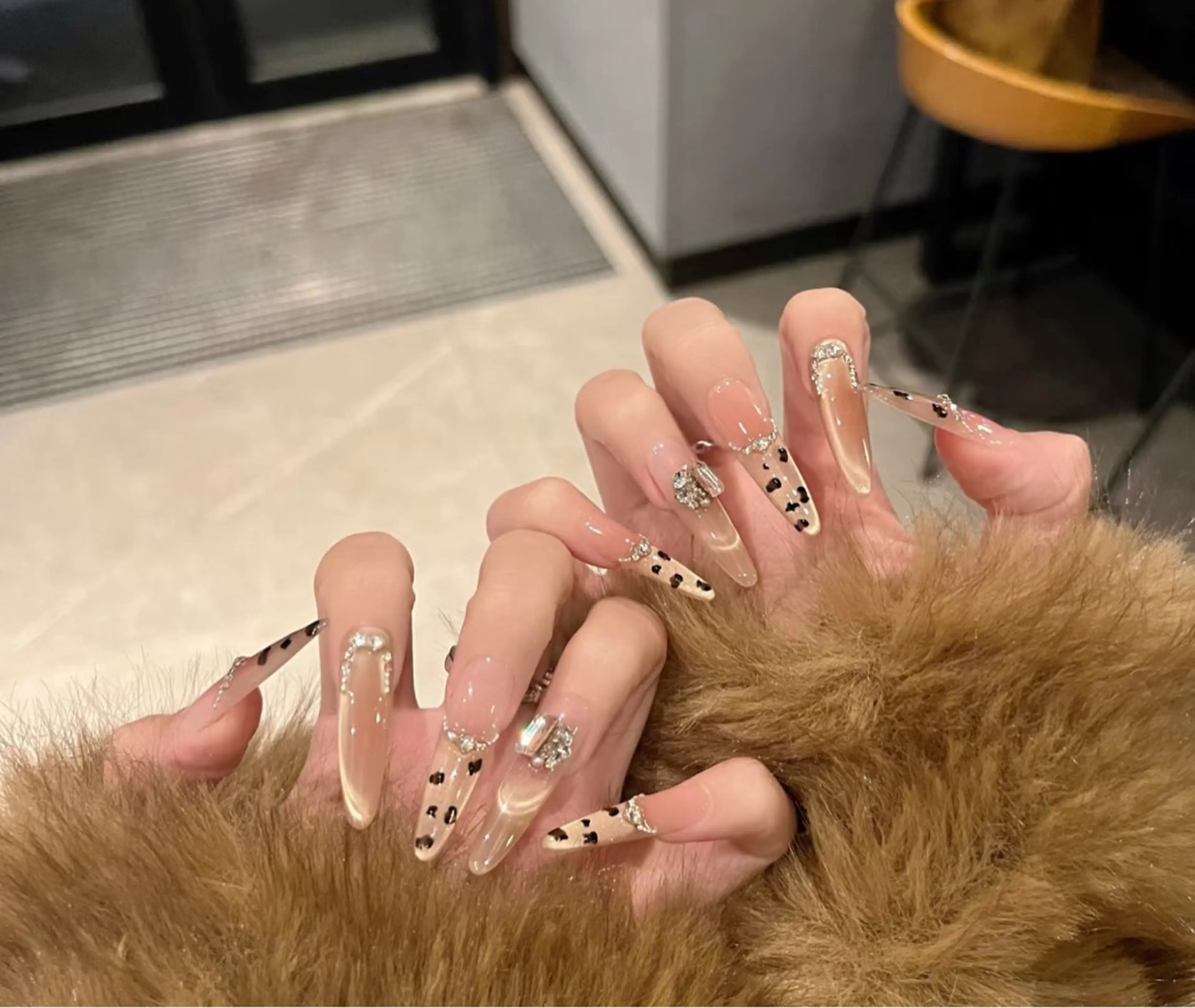 ネイル アートネイル オーロラネイル チークネイル フレンチネイル ガラスフレンチ ハンドネイル 🎀🎀YooLi Nail Salonのネイルデザイン