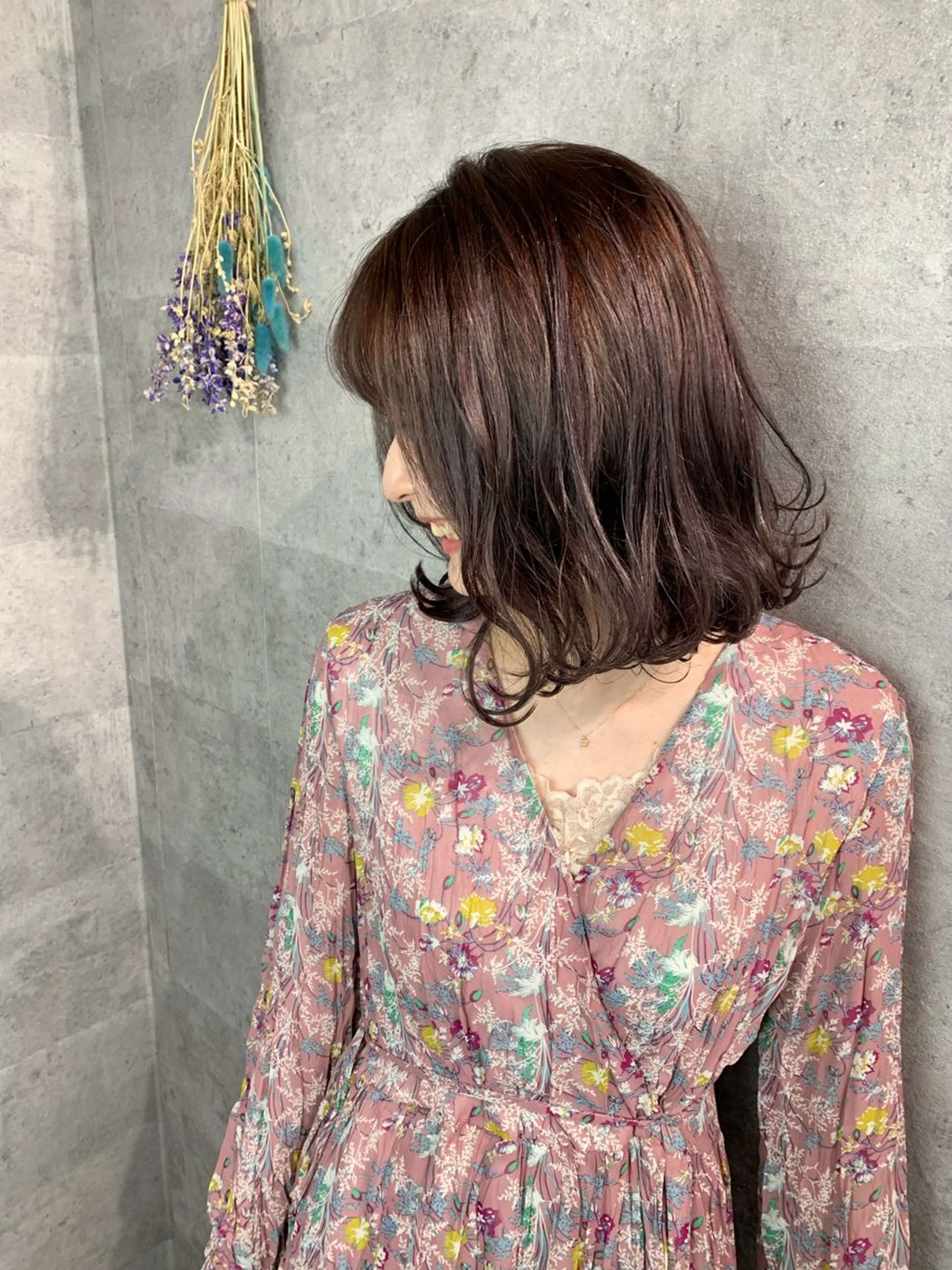 ミディアム カット ヘアカラー トリートメント ROSSO ✂︎officialのヘアスタイル