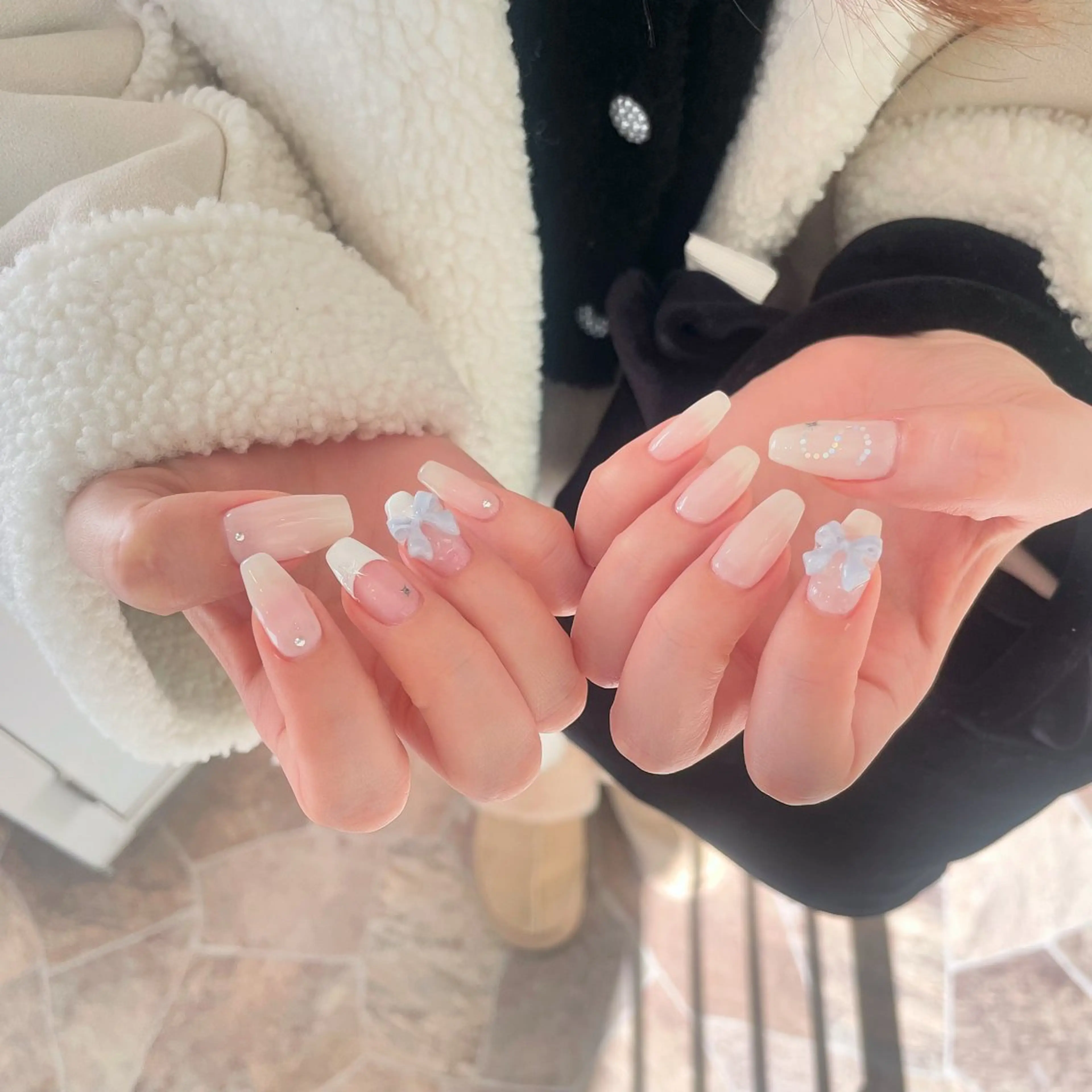 ネイル リボン ハンドネイル WOLTOKYO RIAのネイルデザイン