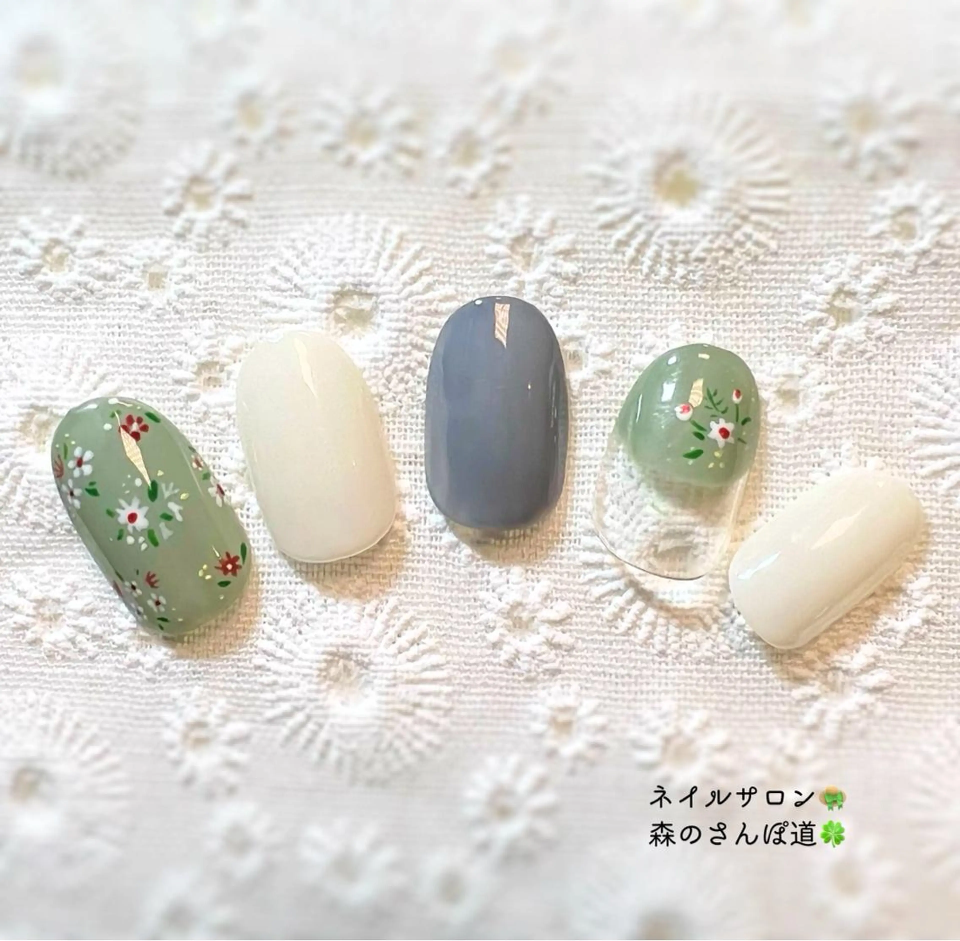 ネイル アートネイル 森のさんぽ道所属・ショートネイル 森のさんぽ道のネイルデザイン