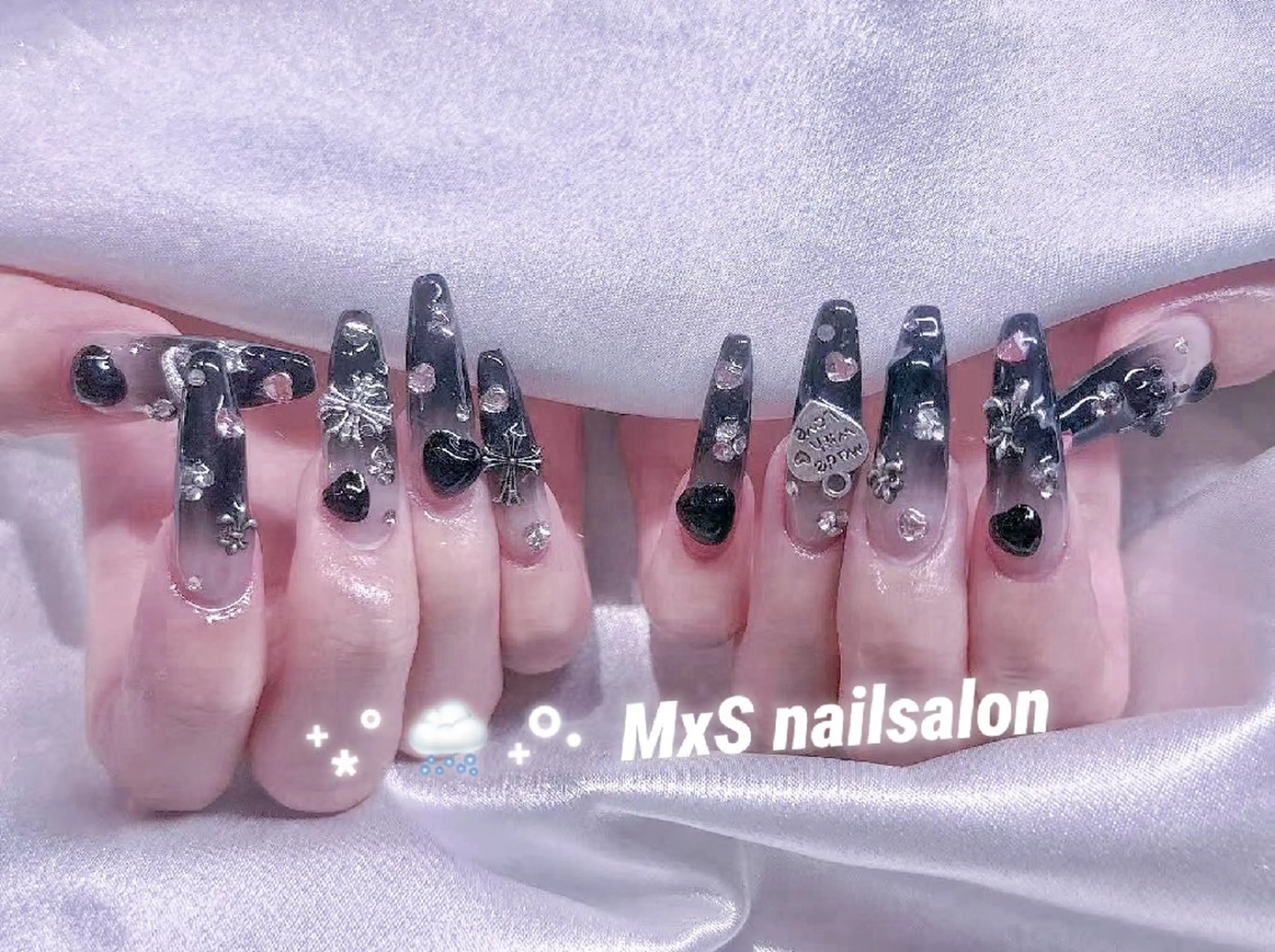 ネイル ハンドネイル MxS Nail(長さだし/フィルイン/マグネット/韓国ネイル/ワンホンネイル/ワンカラー)所属・MxS リィリィのネイルデザイン