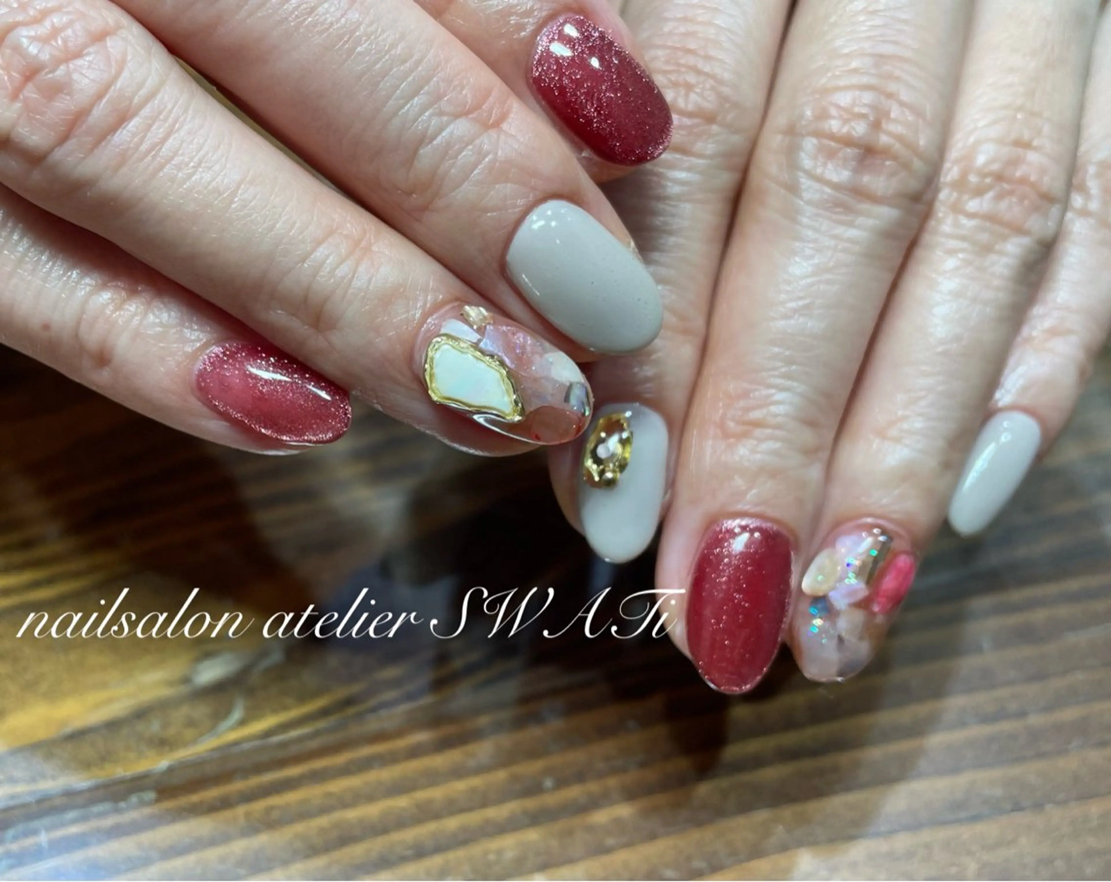ネイル ヘアーサロン大野所属・nailsalon SWATiのネイルデザイン
