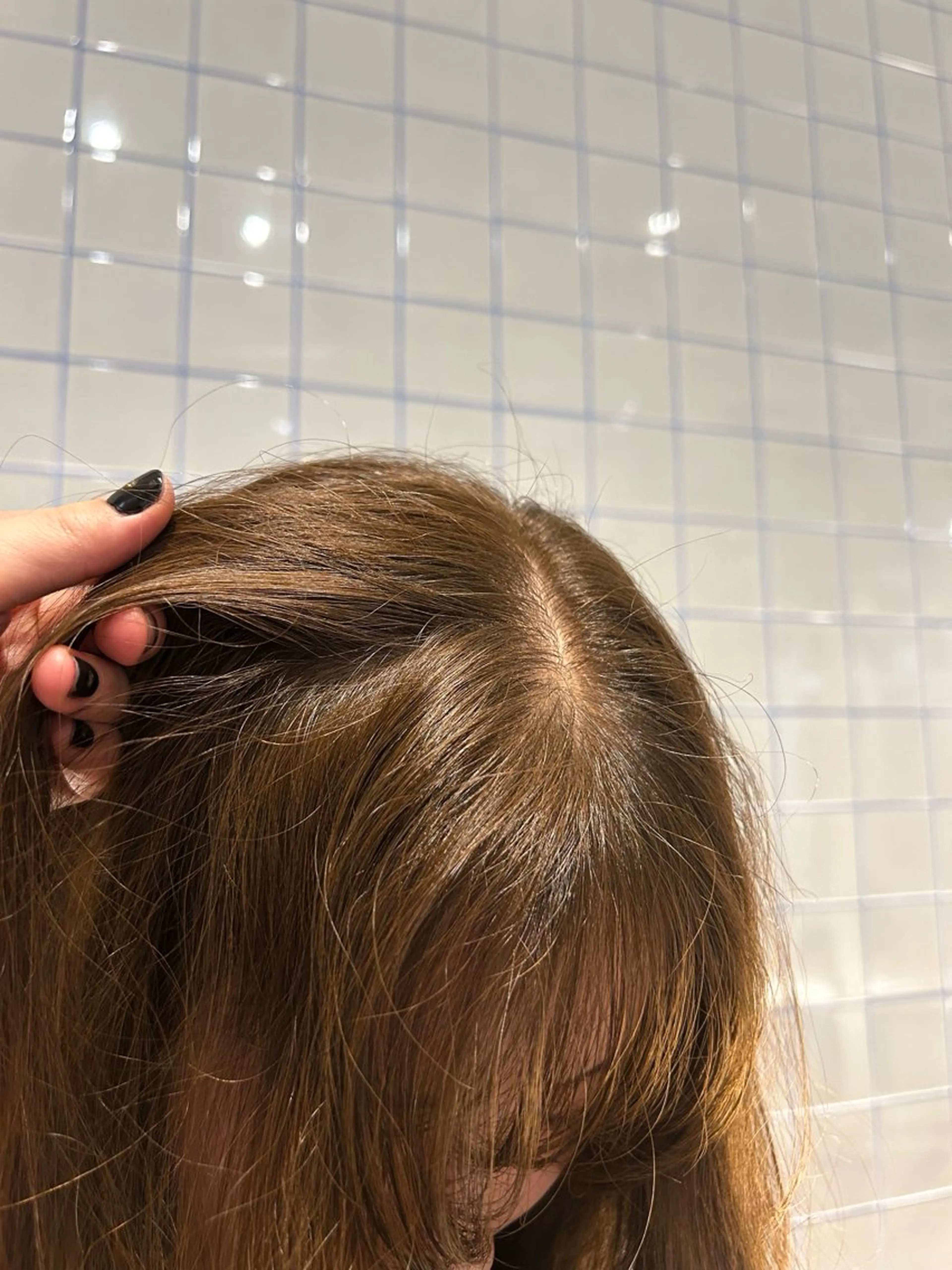 カラー ベージュカラー オリーブベージュ 内山 歩里のヘアスタイル