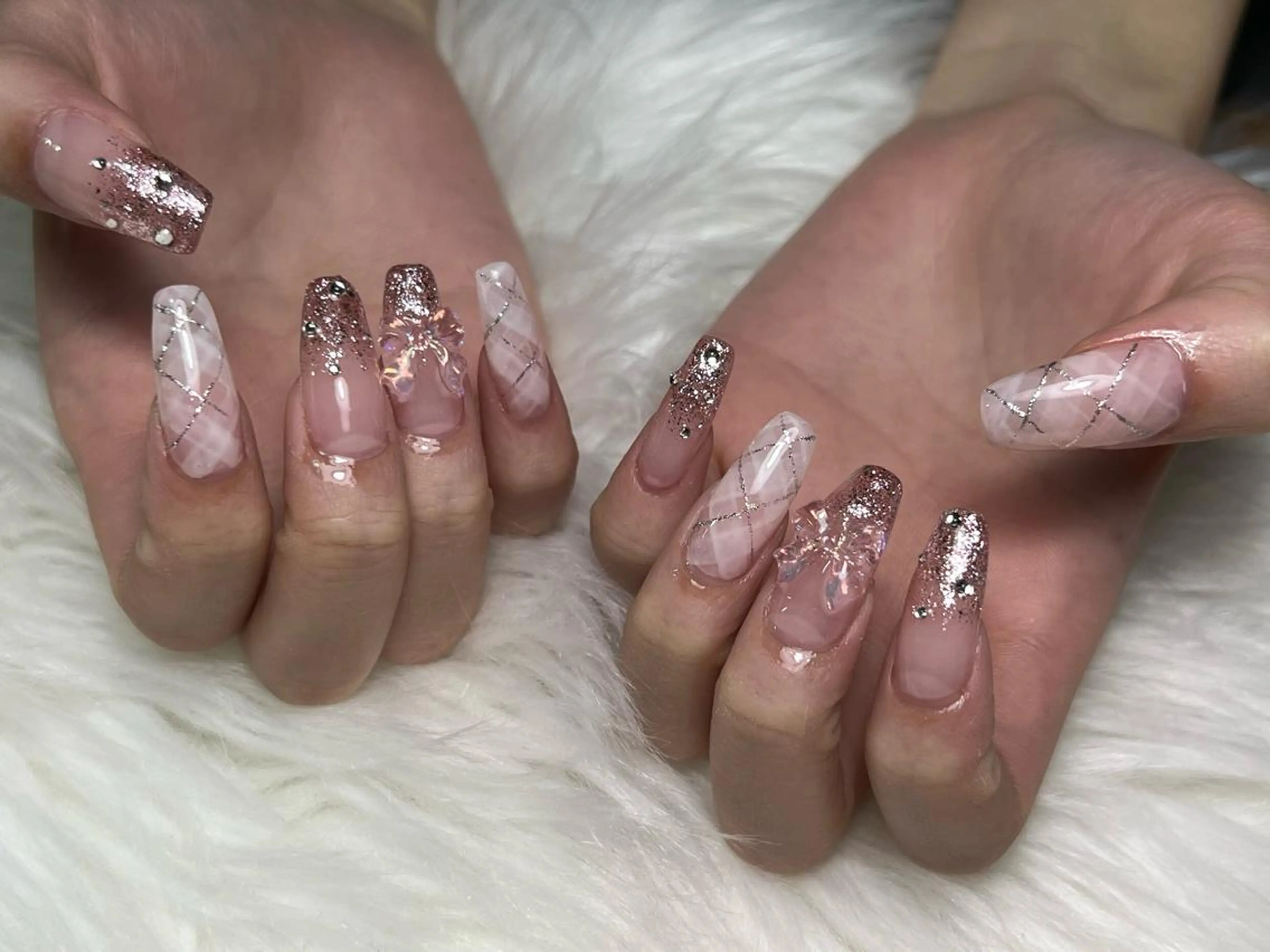 ネイル lucky nail 歌舞伎町のネイルデザイン