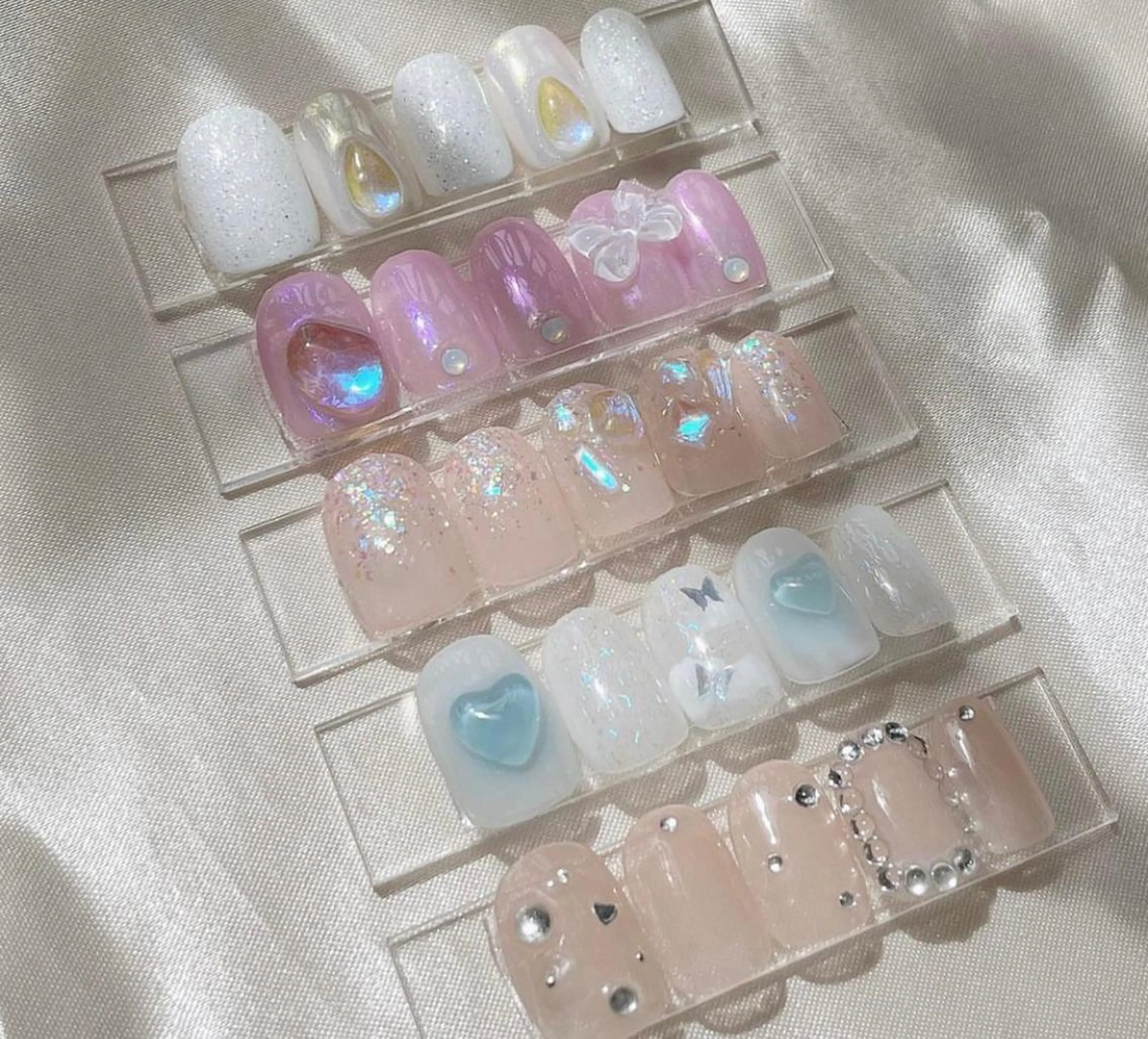 ネイル アイブロウ 眉カラー 長さ出し フラワーネイル フットネイル フレンチネイル Moana Nail 長さだし専門店のネイルデザイン