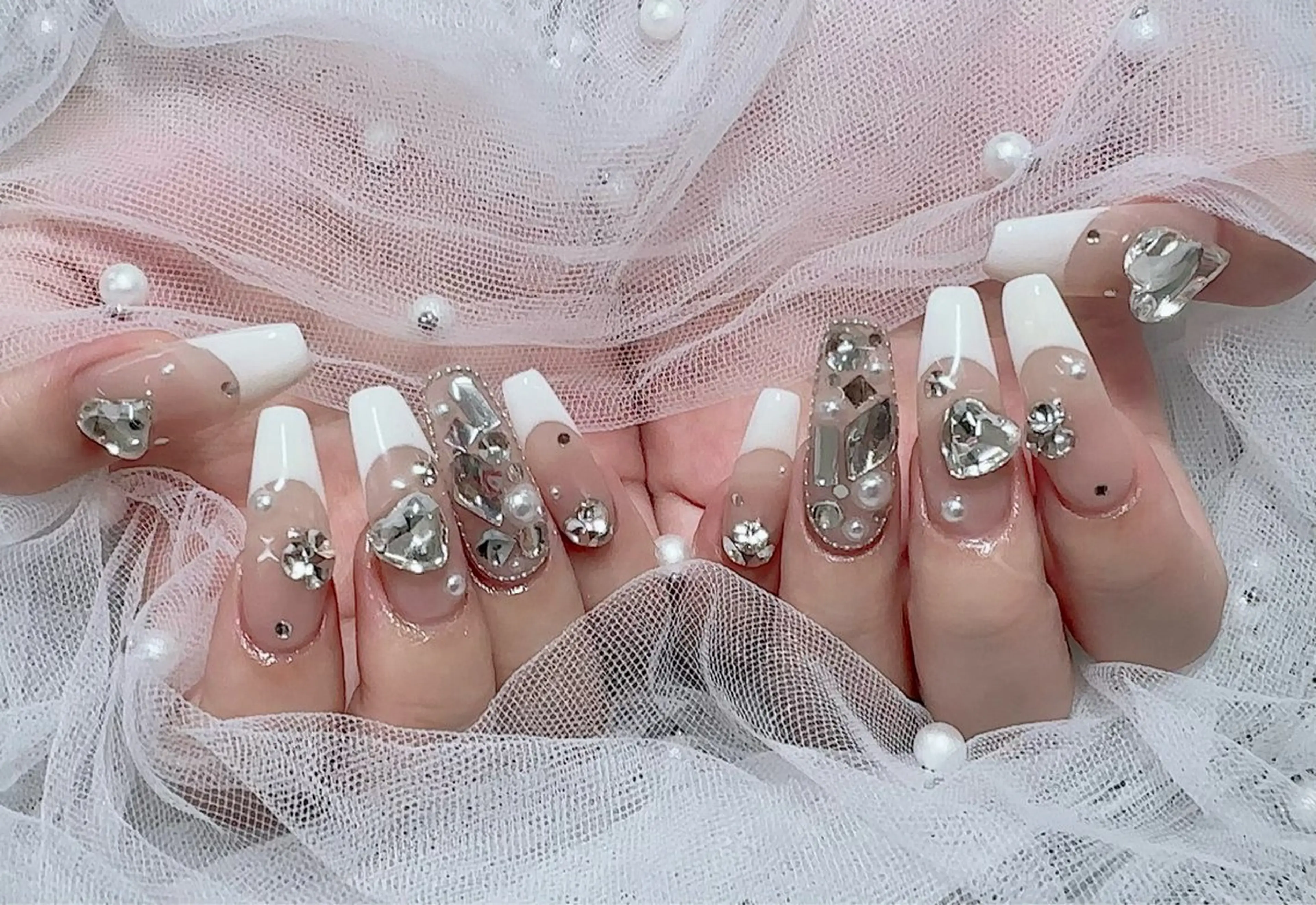 ネイル R nailsalon所属・R salonのネイルデザイン