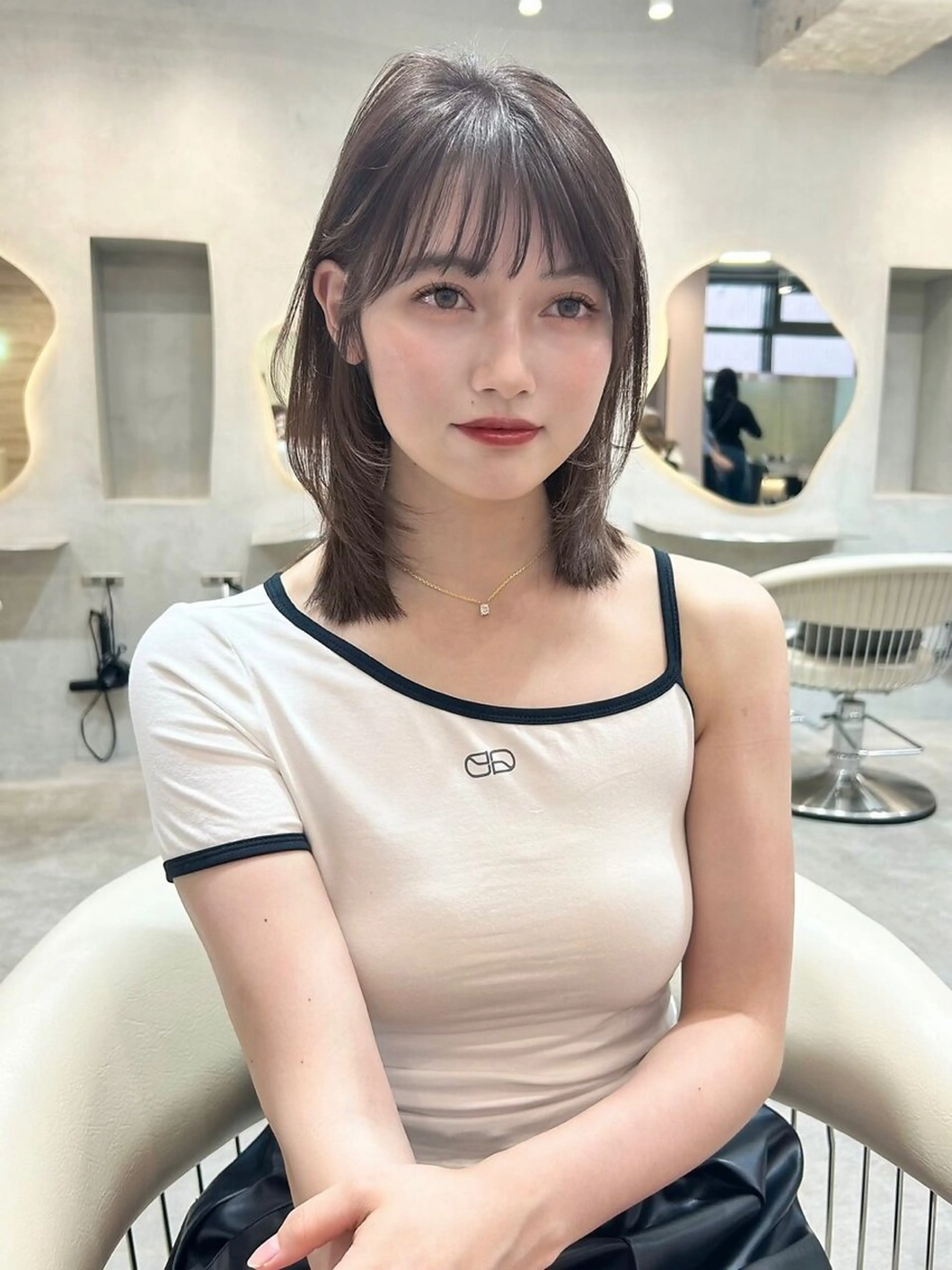 ミディアム カラー 韓国風ヘア トリートメント カット ヘアカラー トリートメント 大宮韓国風レイヤー 吉田こうすけのヘアスタイル