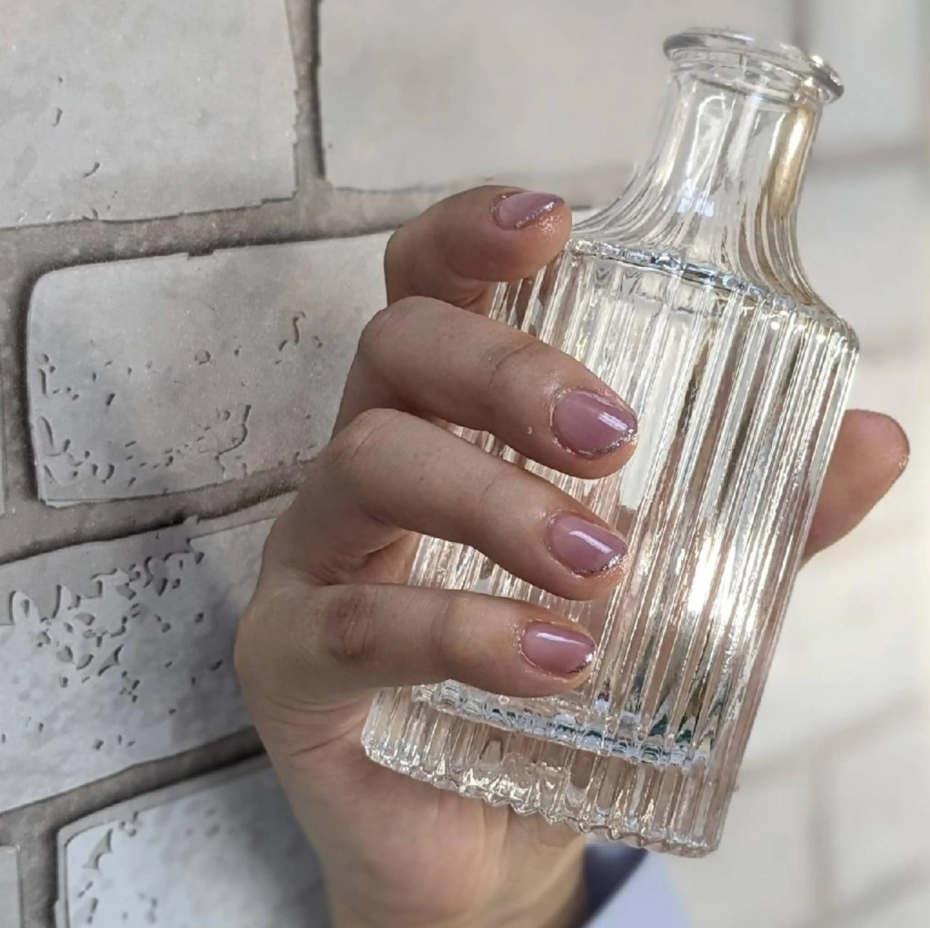 ネイル フレンチネイル グラデーション ラメ(グリッター) パープル ハンドネイル ネイルサロンベルティ .keikoのネイルデザイン