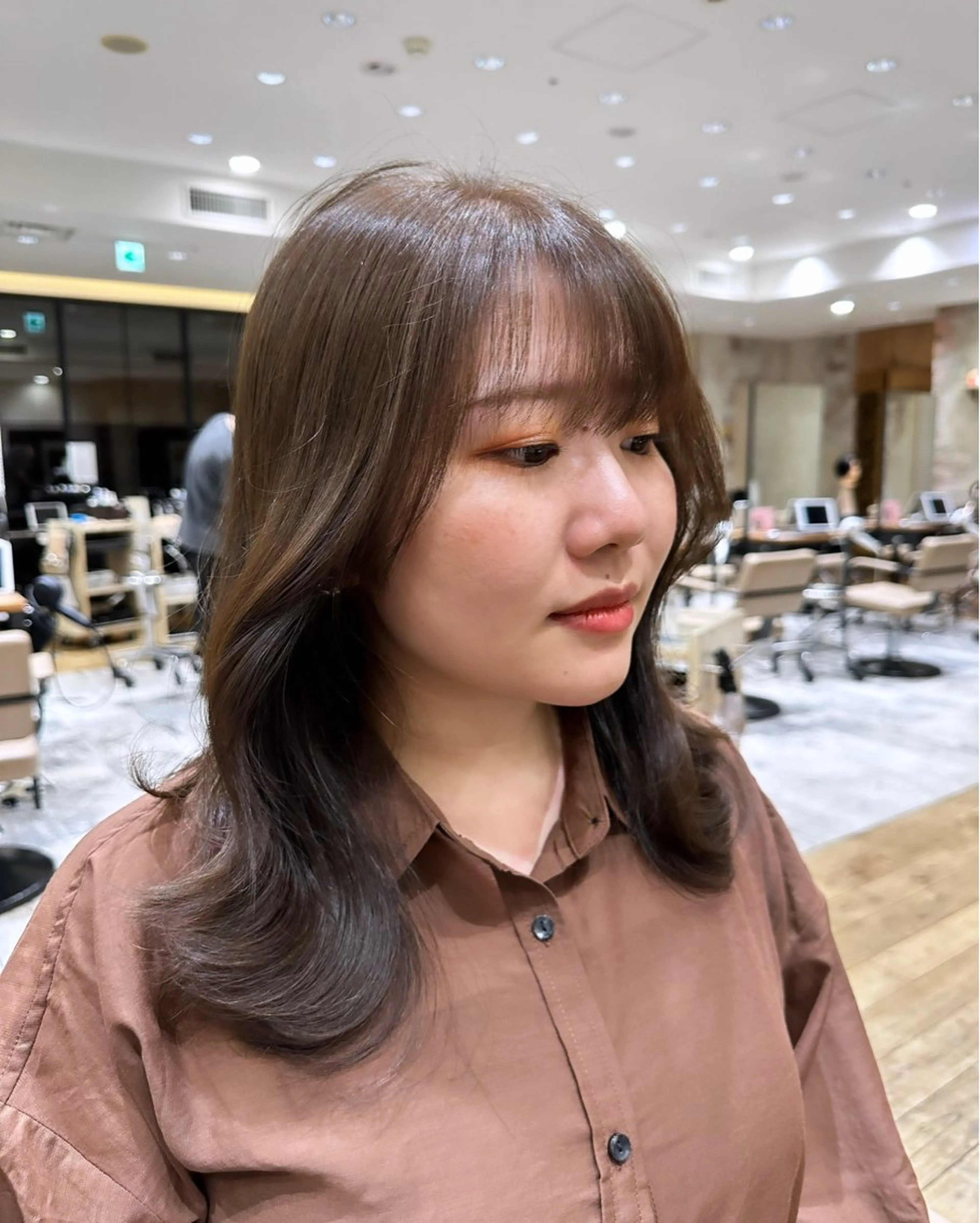 セミロング カラー 透明感カラー 小顔カット トリートメント カット ヘアカラー トリートメント ヘッドスパ 石戸谷　海斗/韓国 レイヤー/艶カラーのヘアスタイル