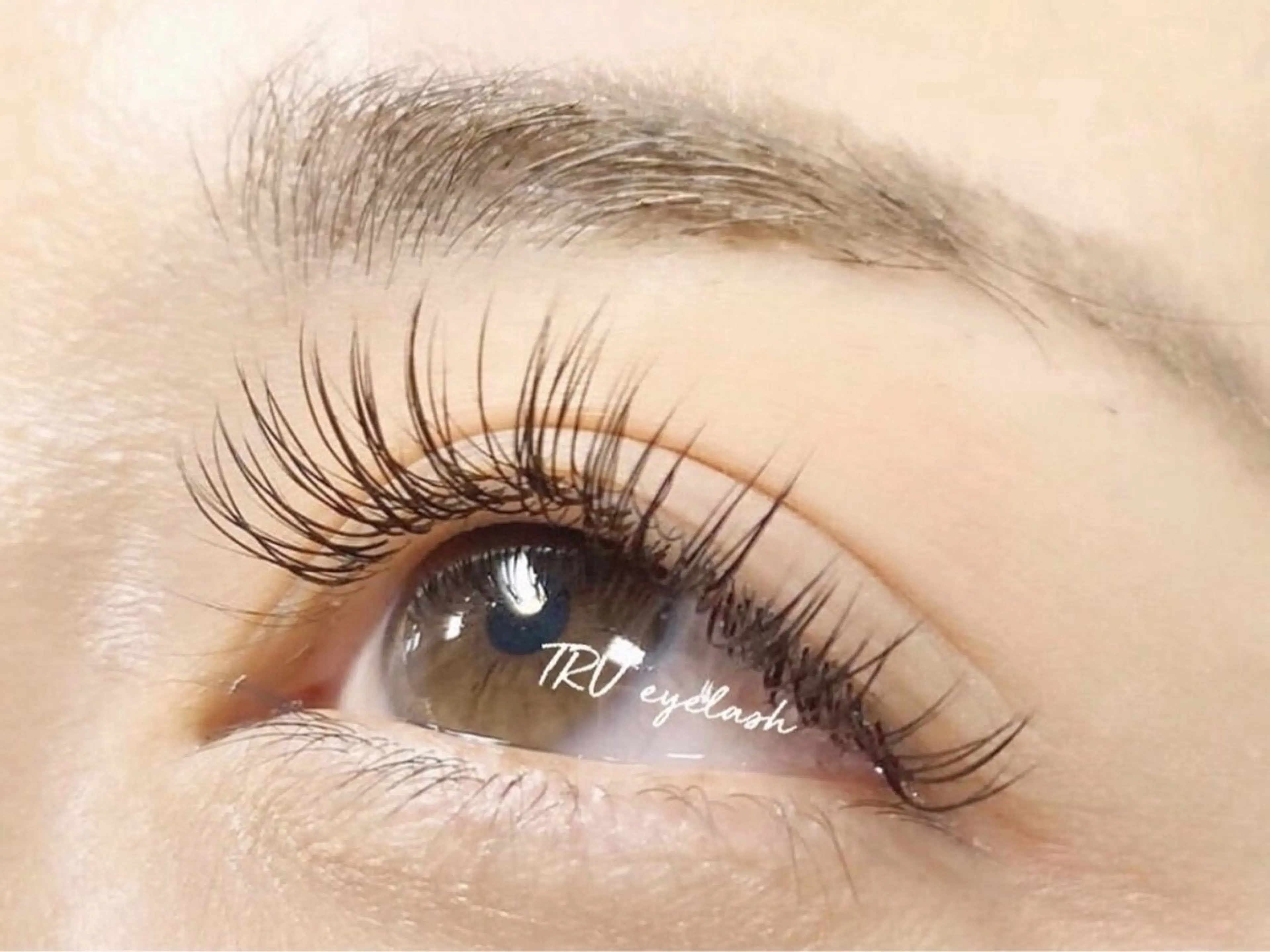 マツエク・マツパ new-line eye+Tokyo所属・aoki kokoneのマツエク・マツパデザイン