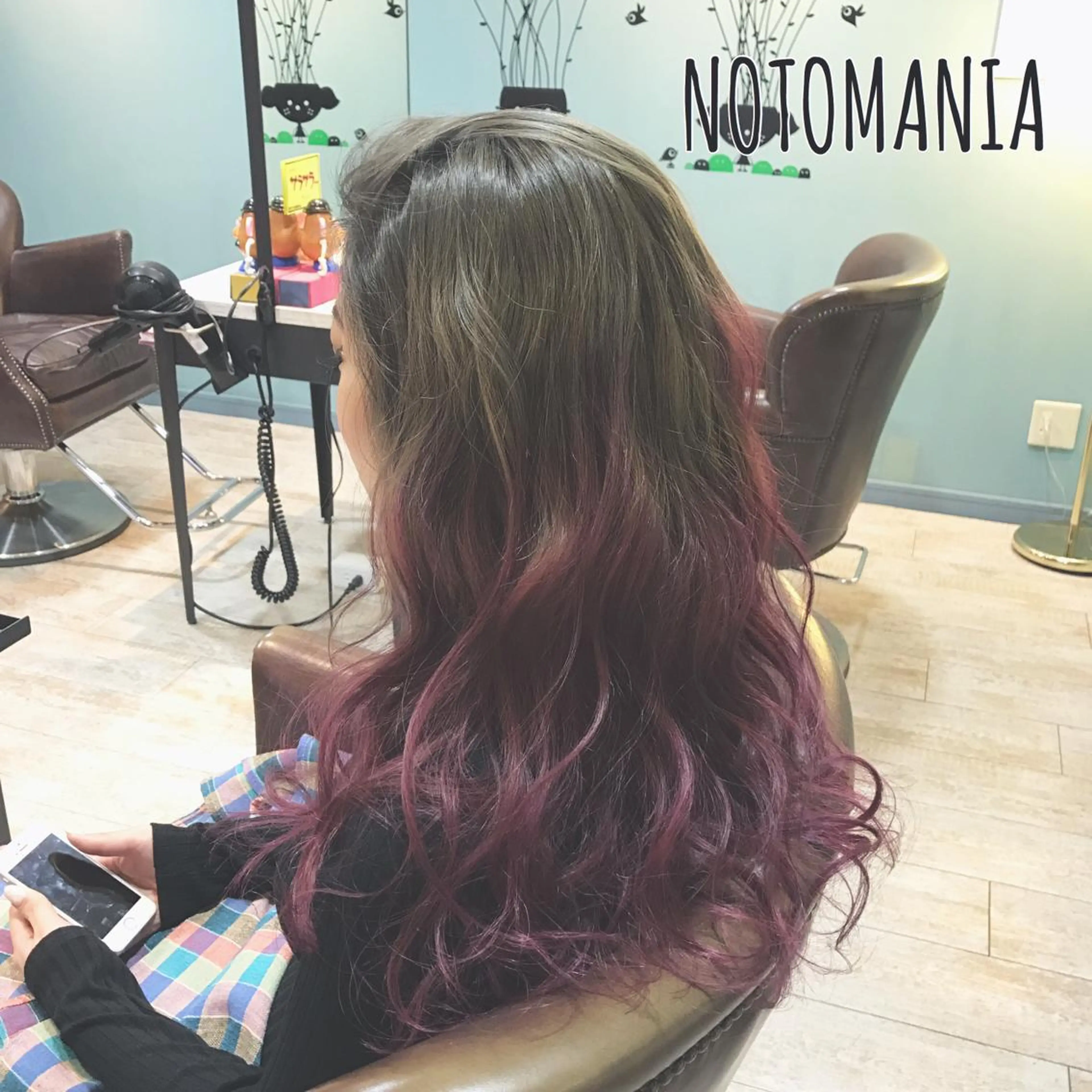 セミロング ロング カラー グラデーションカラー グレージュ ラベンダーカラー イシハラ アズサのヘアスタイル