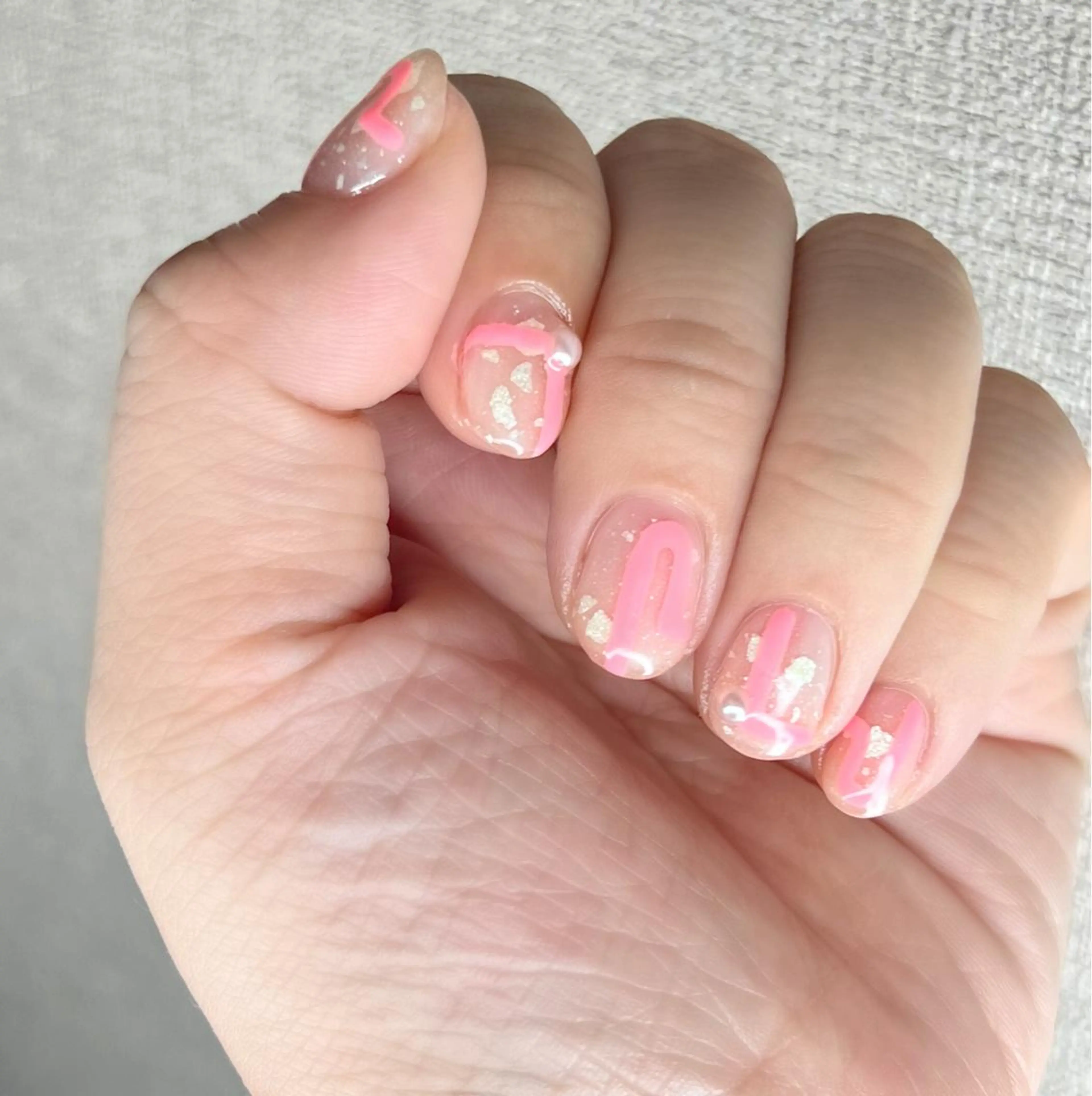 ネイル Mizuliネイル 眉毛メイクのサロンのネイルデザイン