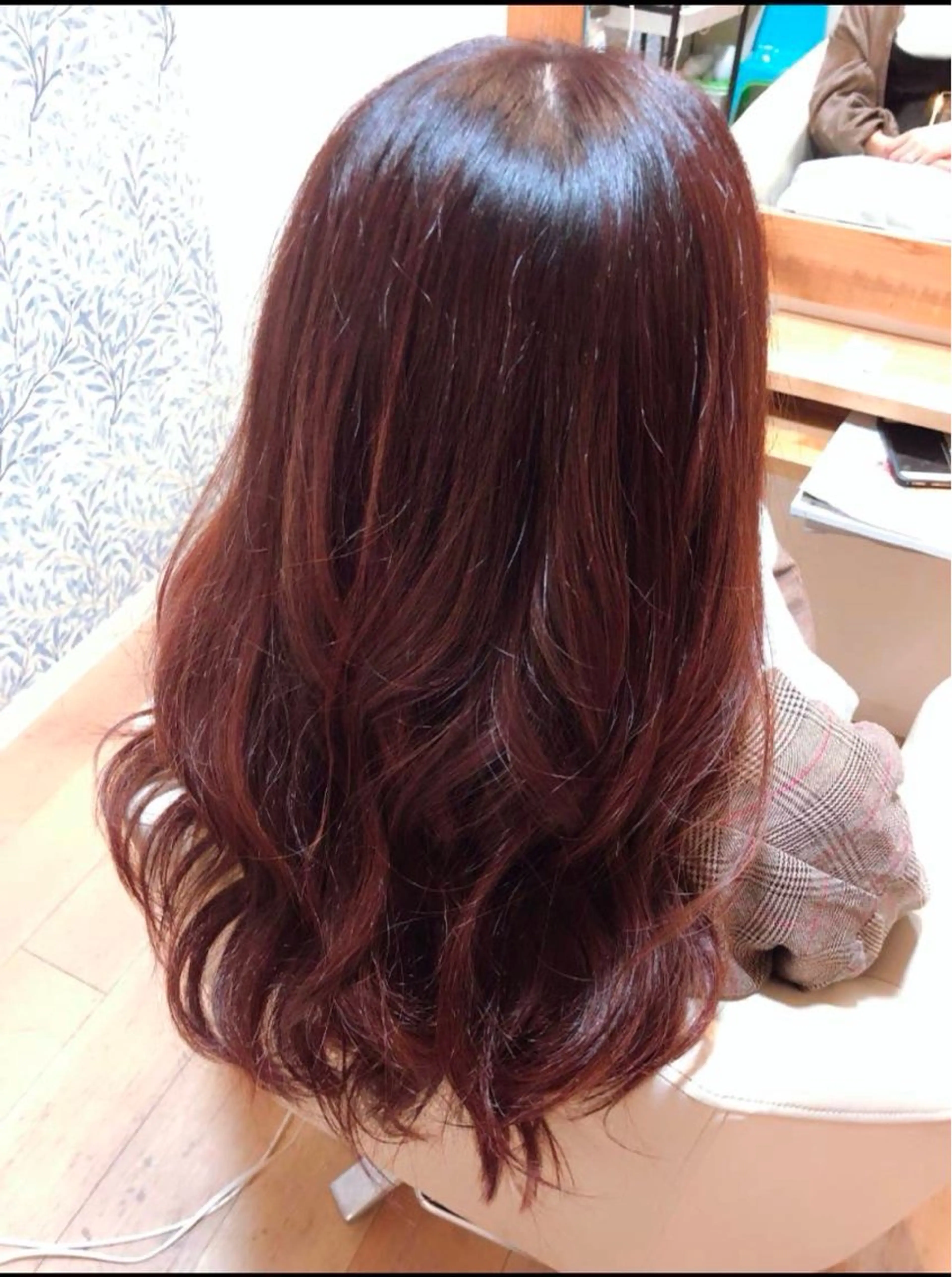 カラー ヘアカラー 白石 七海のヘアスタイル