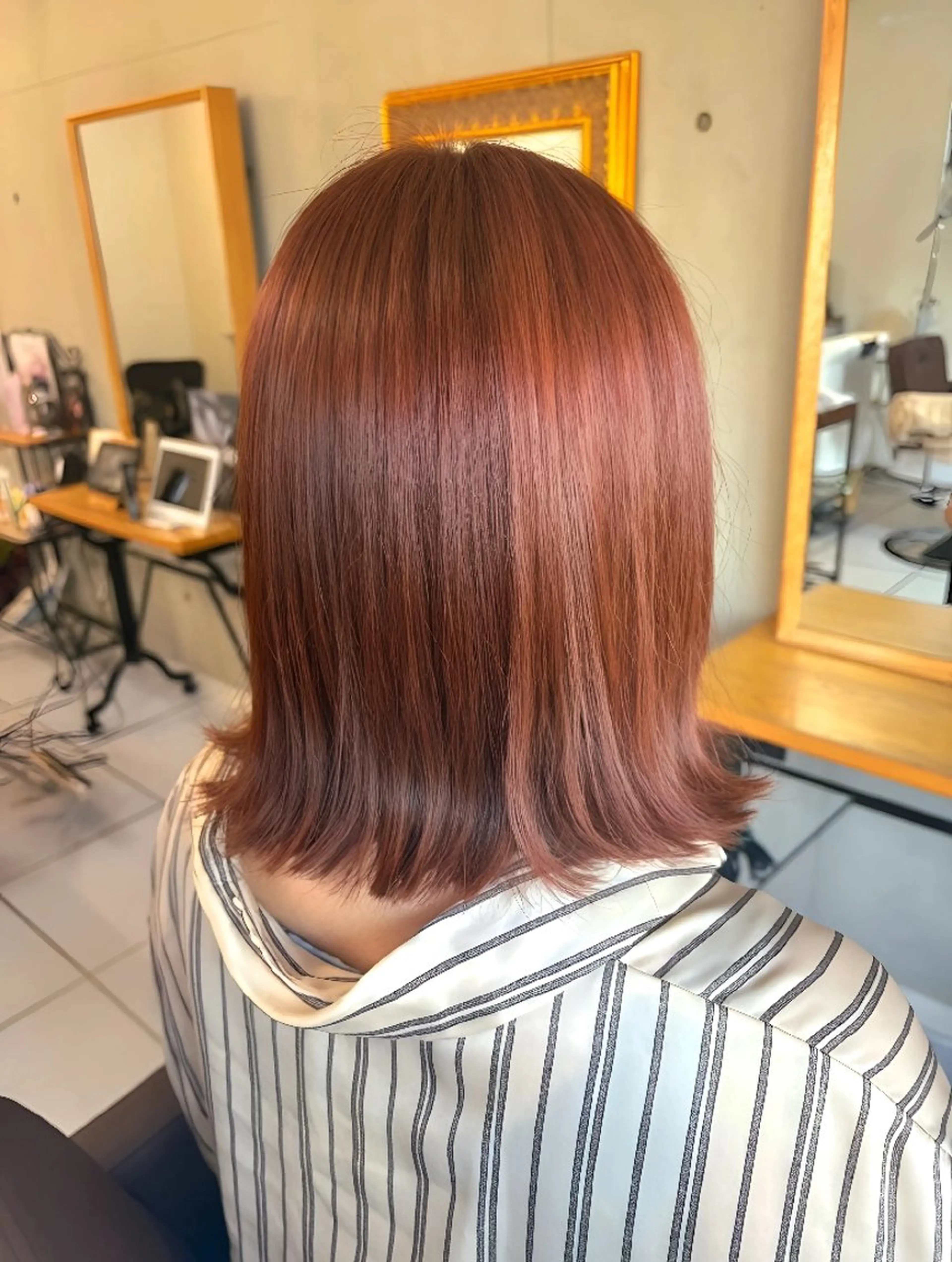 カラー ミディアム カット ヘアカラー トリートメント ma cherie 三浦直美のヘアスタイル