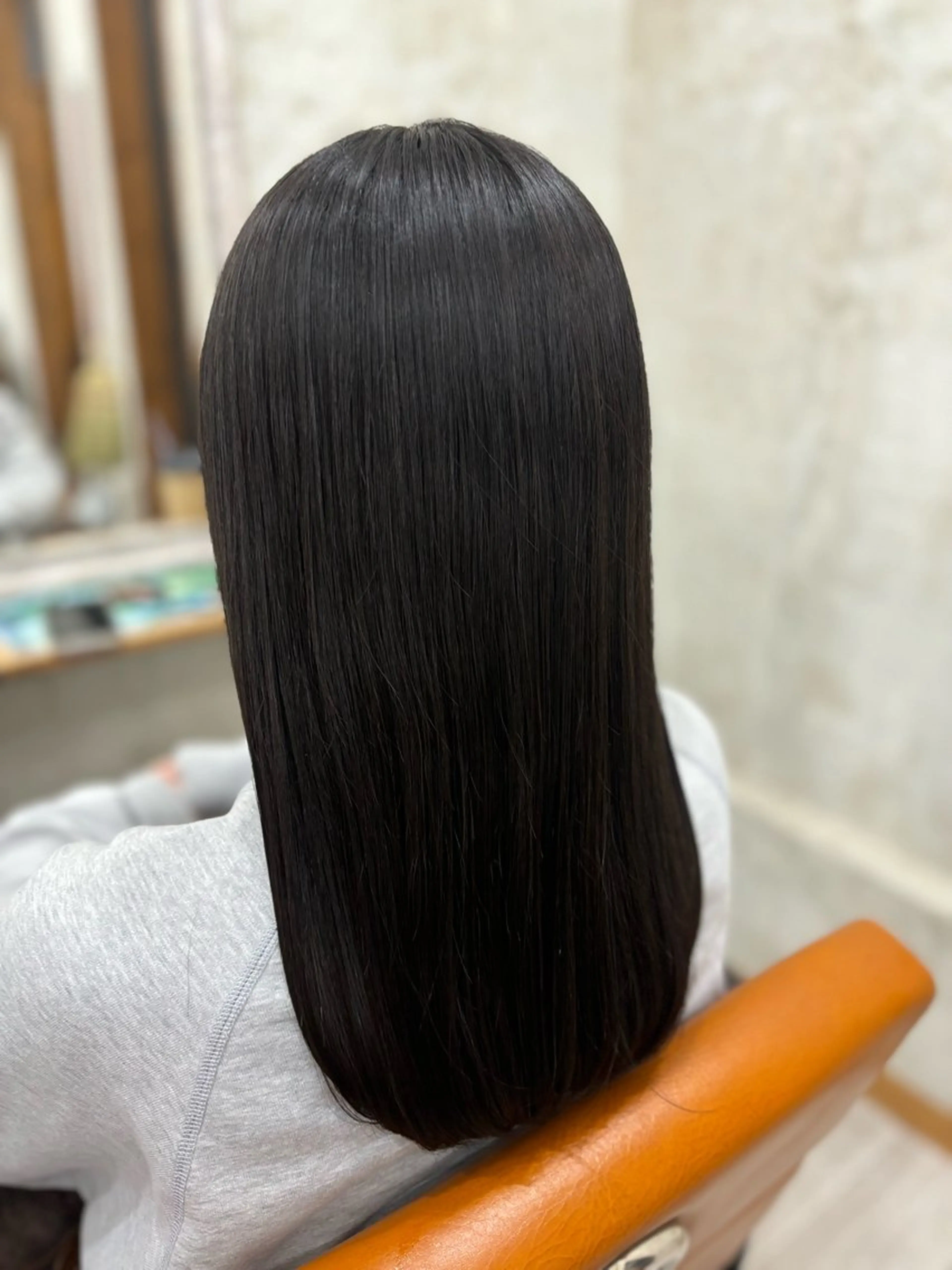 セミロング カット トリートメント iru【イル】所属・Misaki ミサキのヘアスタイル
