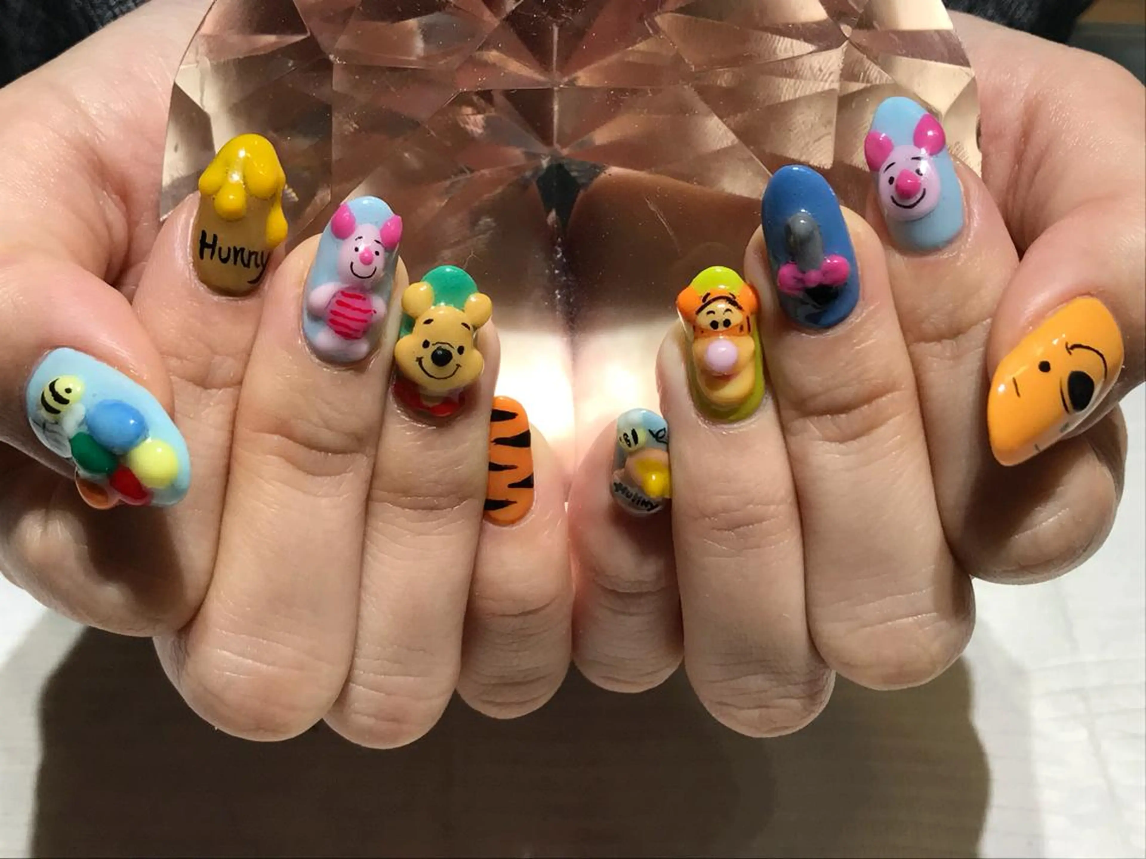 ネイル アートネイル ジェルネイル YUN 💅のネイルデザイン