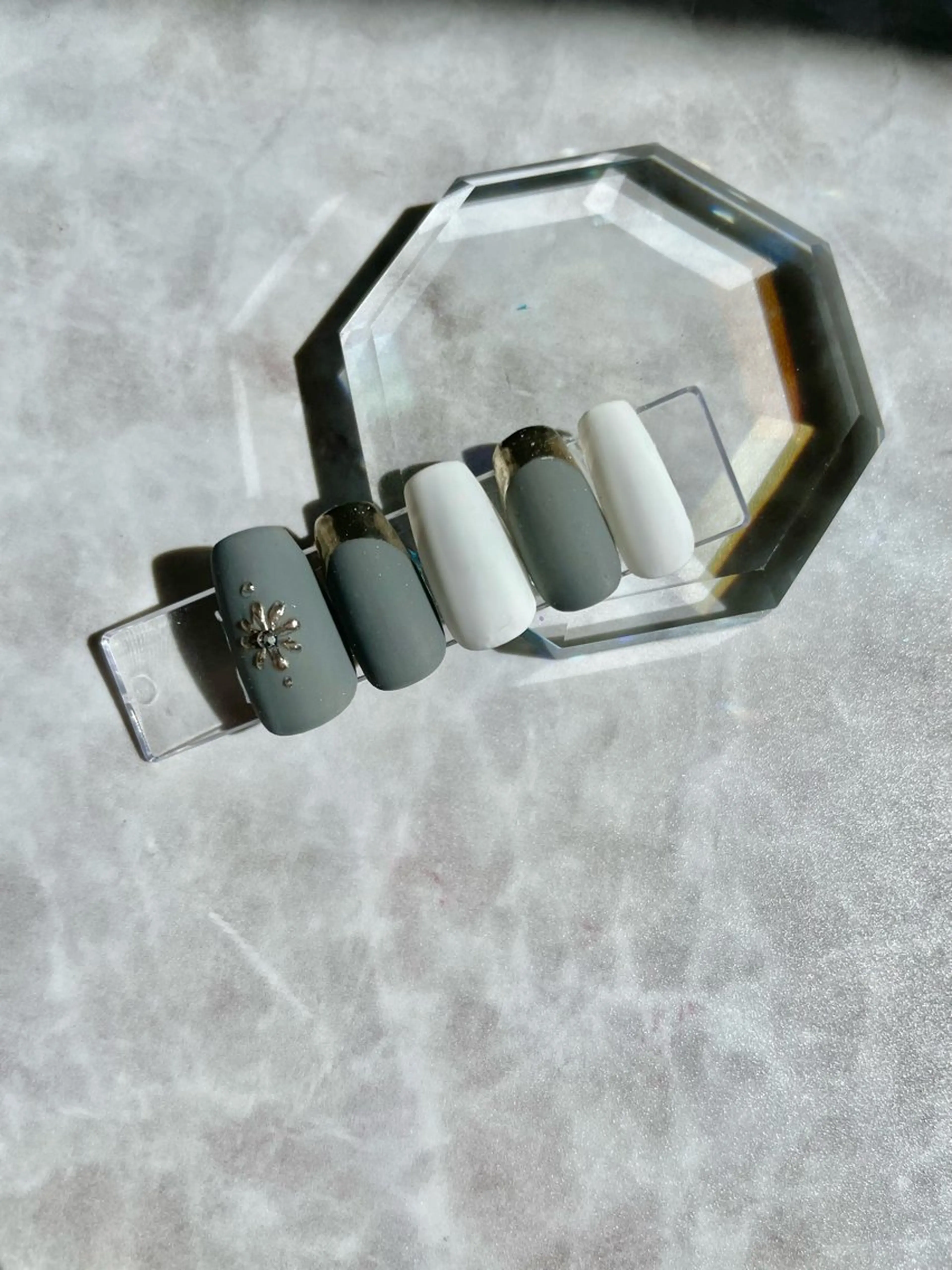 ネイル ハンドネイル 吉永 佑香のネイルデザイン