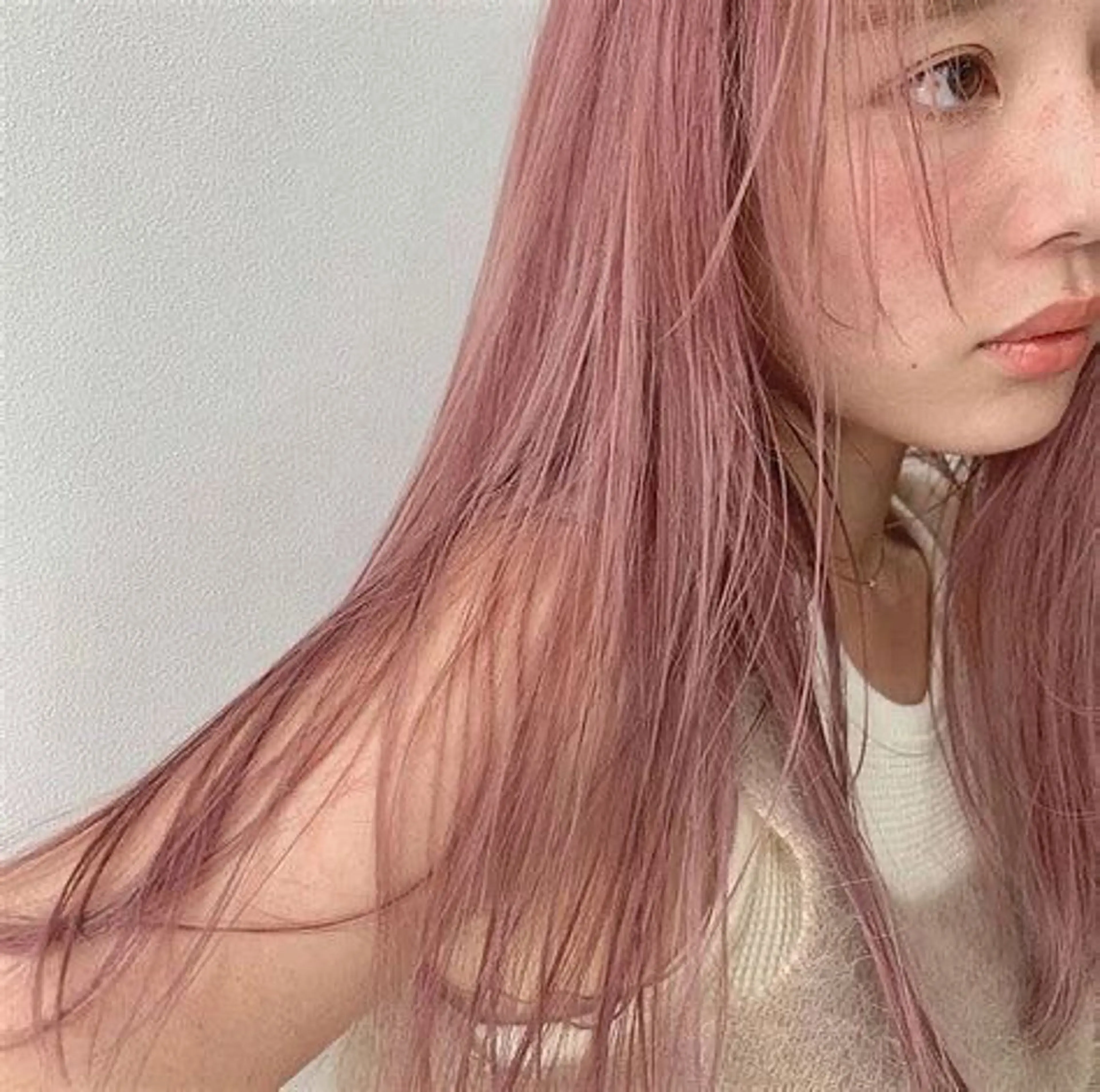 ロング カラー モテガーリー🎀ピン クヘア/SHIONEのヘアスタイル
