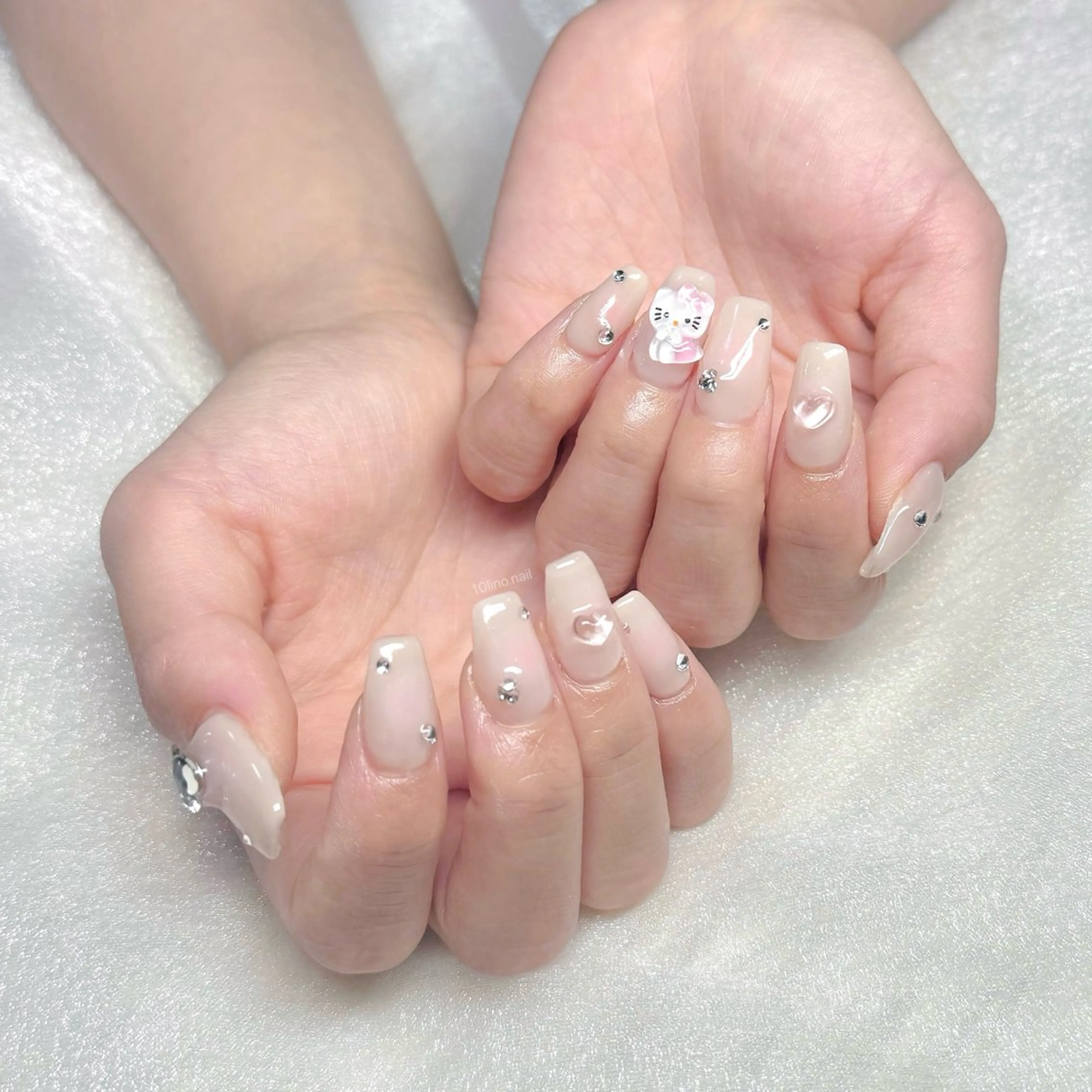 ネイル チークネイル シンプルネイル ストーンネイル ワンホンネイル Mネイルbranch所属・Mネイル伏見 【TORINO】のネイルデザイン
