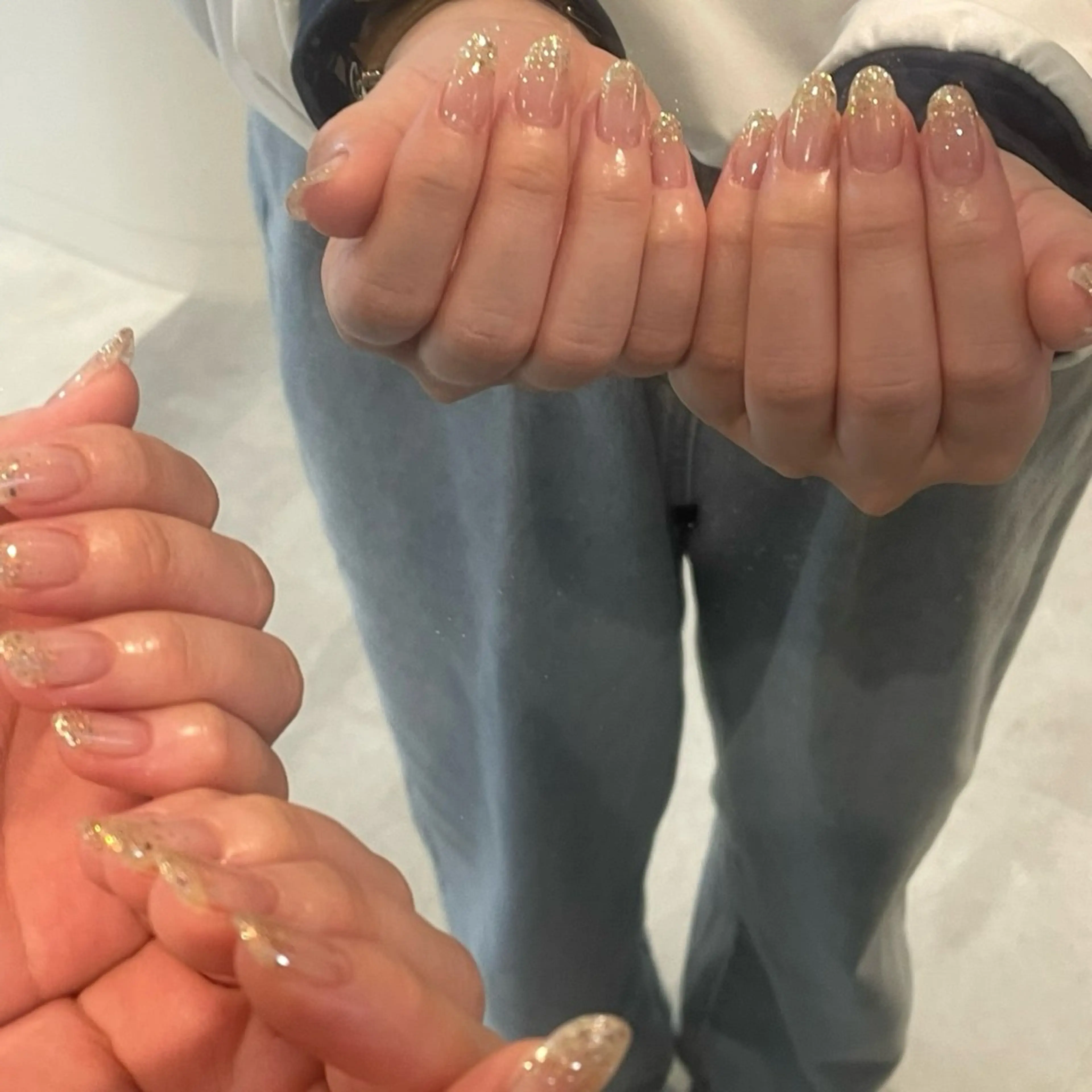 ネイル ハンドネイル 𝑟𝑖𝑠𝑎 🕯‎🤍のネイルデザイン