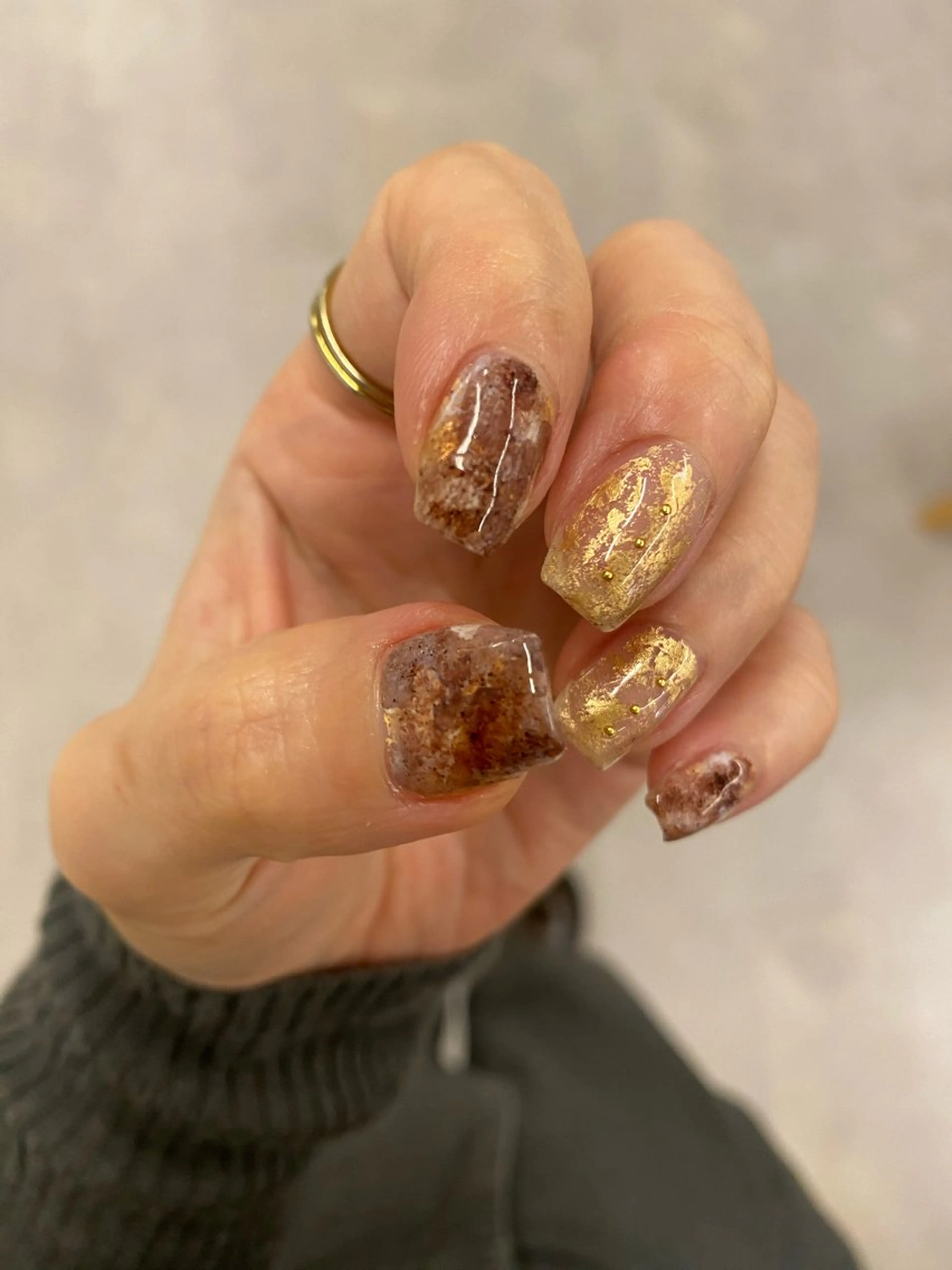 ネイル ハンドネイル ニュアンス / 鉱物 natsukiのネイルデザイン