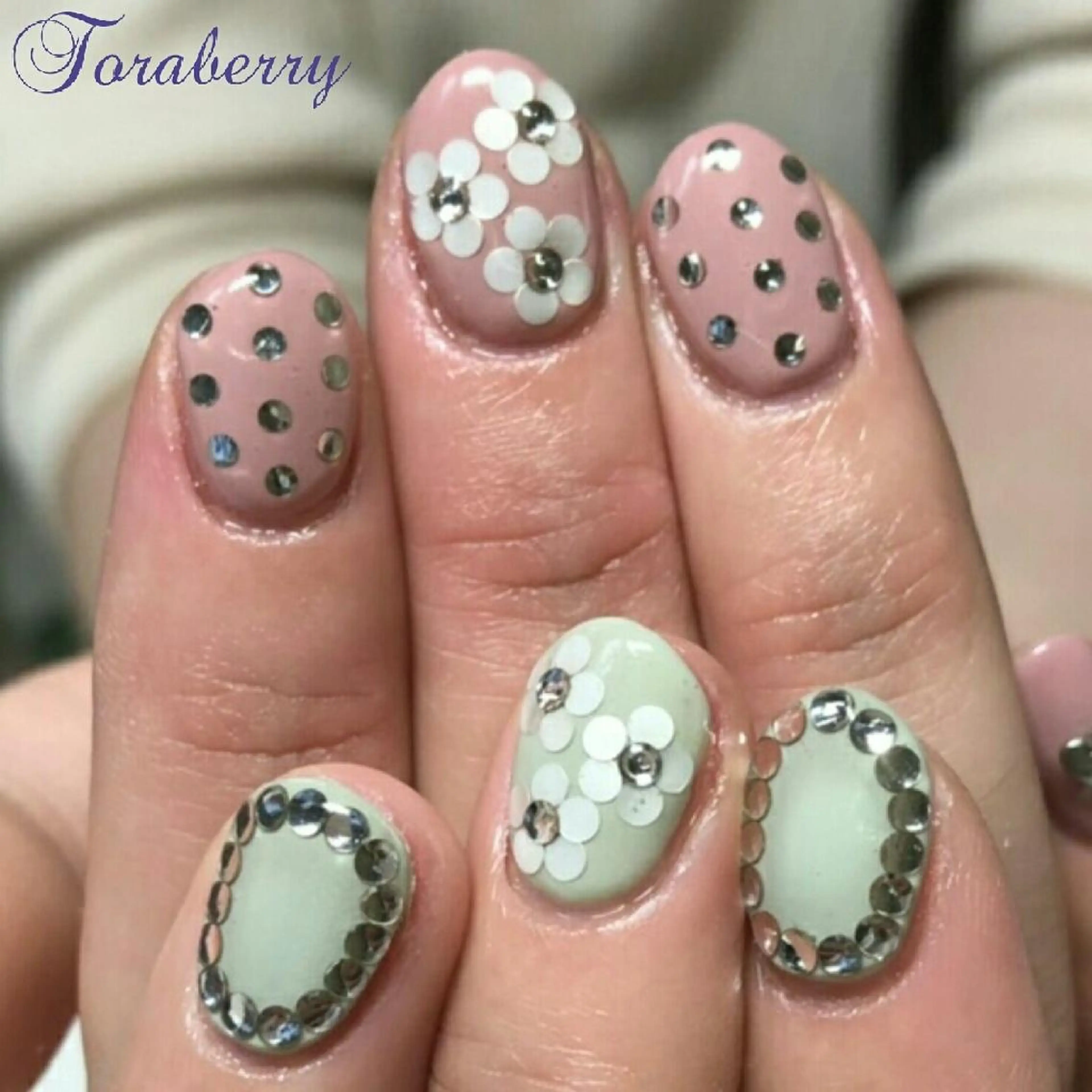 ネイル ハンドネイル ネイリスト なつみのネイルデザイン