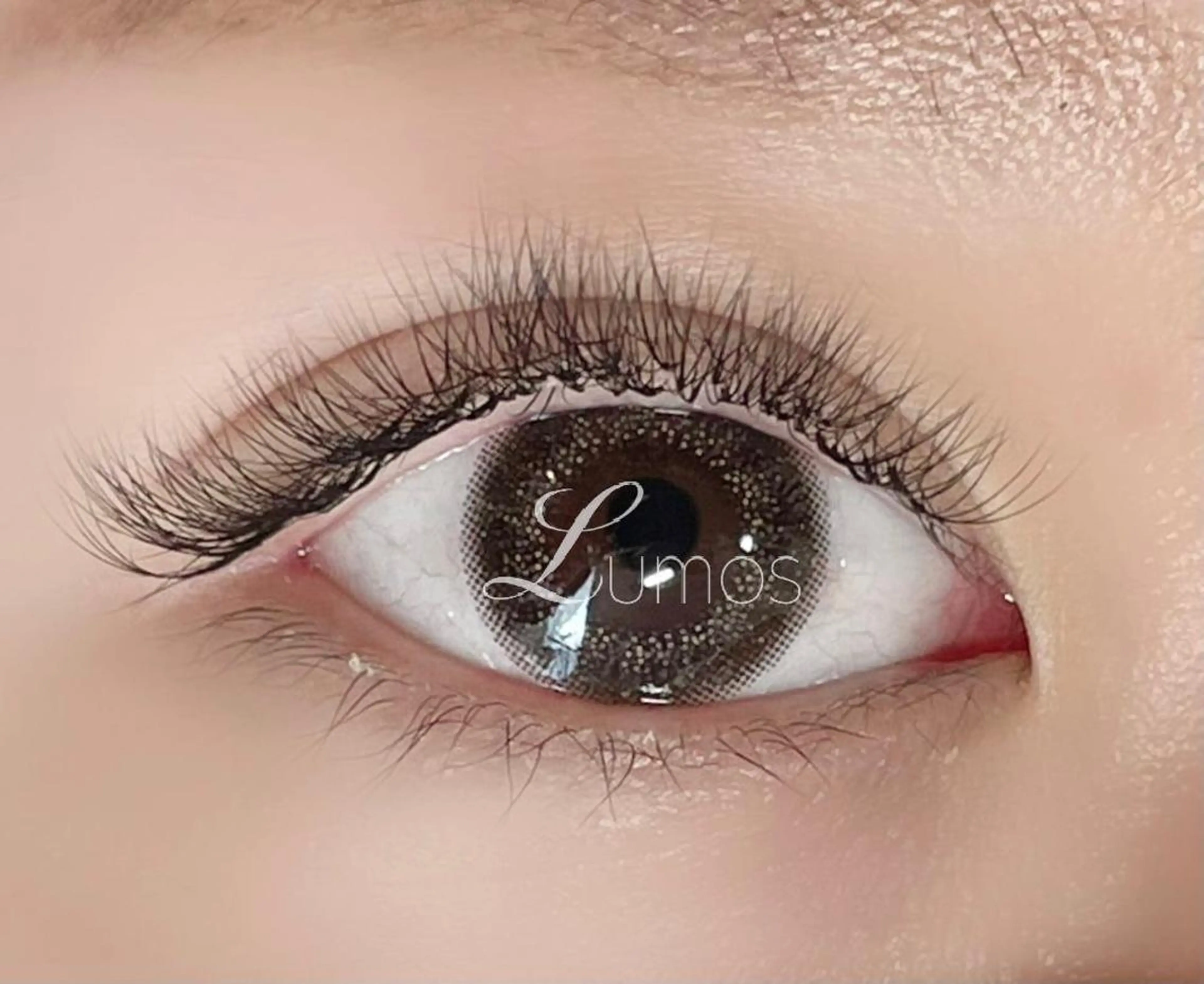 マツエク・マツパ ボリュームラッシュ マツエク Lumos nail&eyelash所属・Lumos Ayakaのマツエク・マツパデザイン