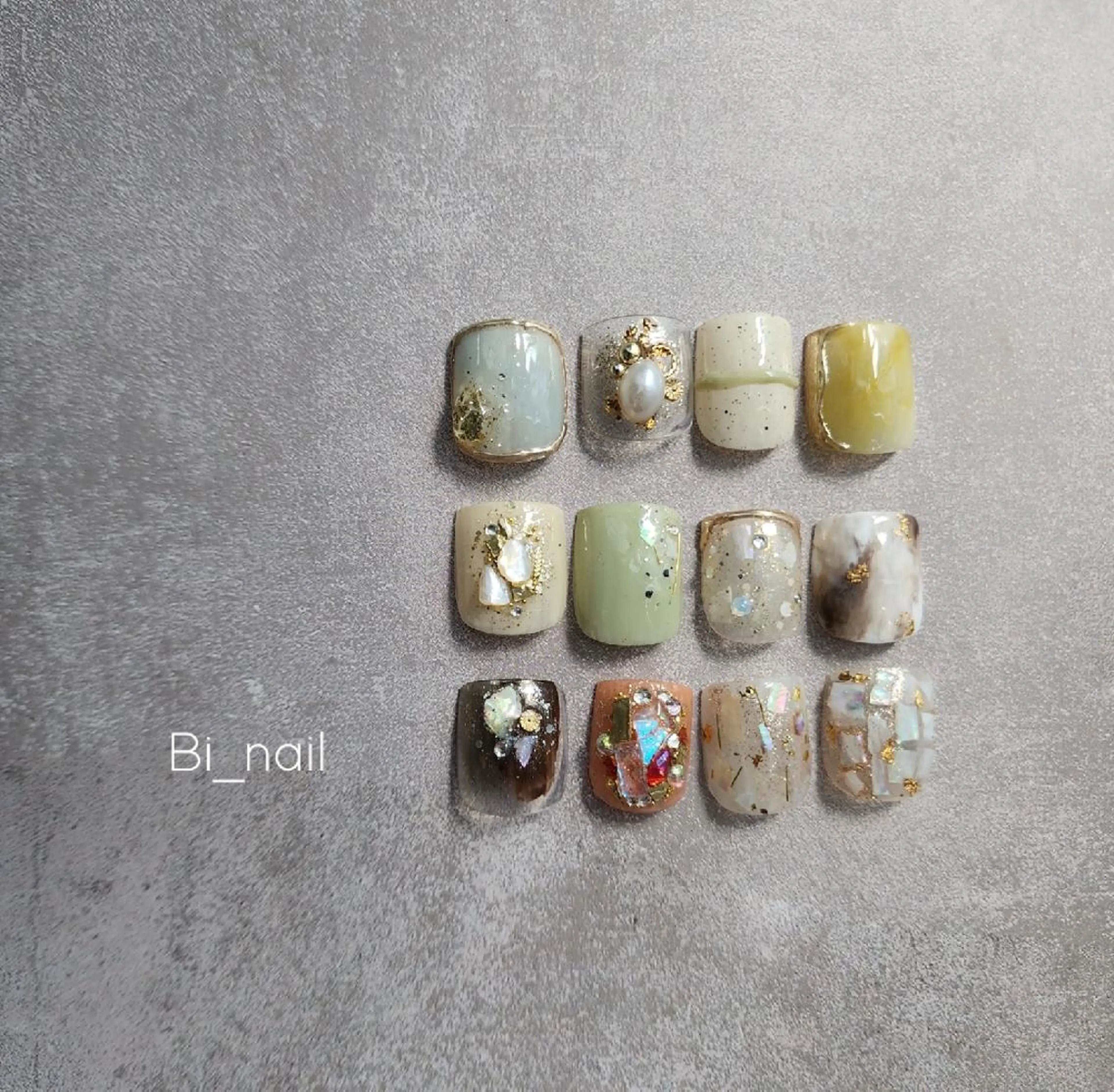 ネイル フットネイル Bi_nail. yuuのネイルデザイン