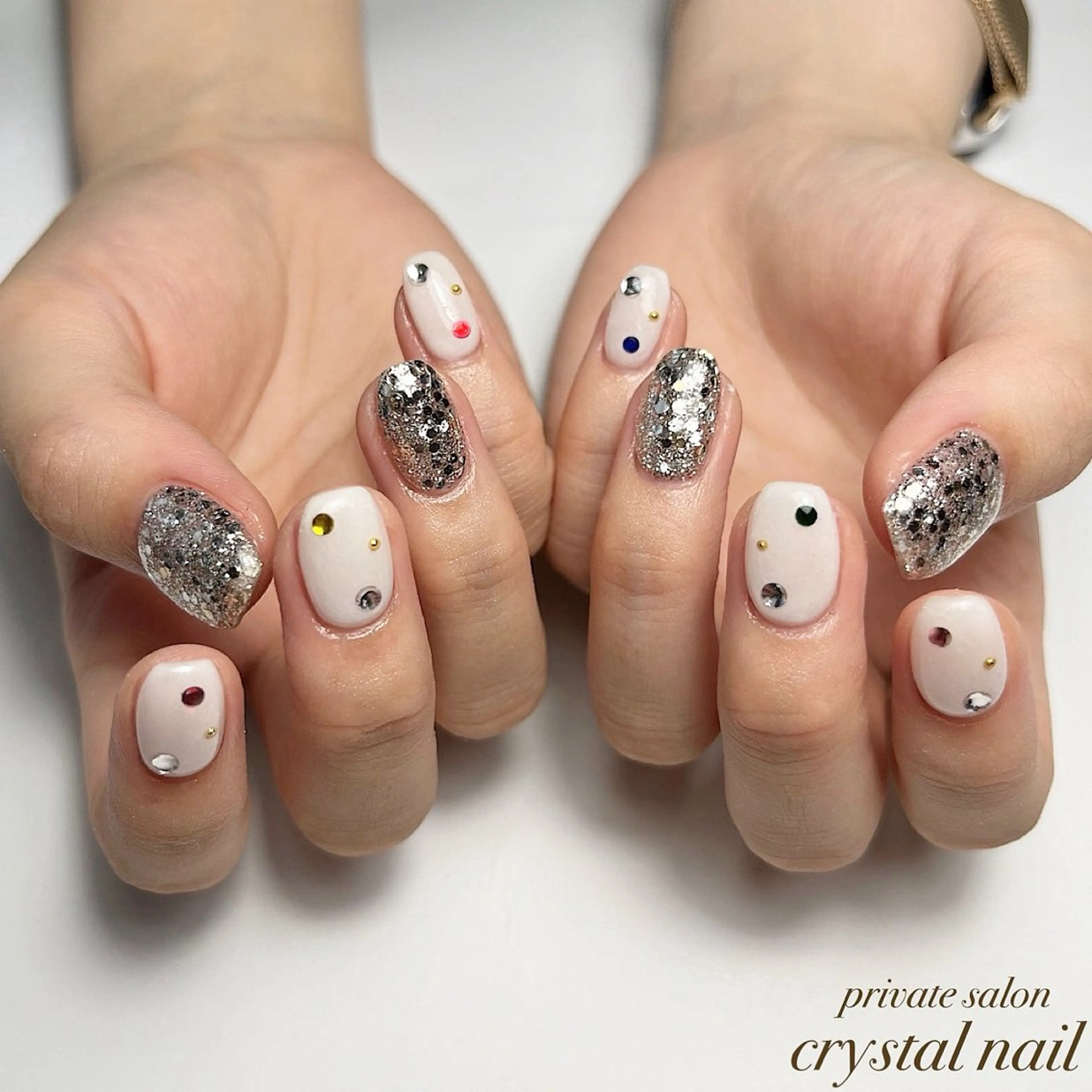 ネイル Crystal Nailのネイルデザイン