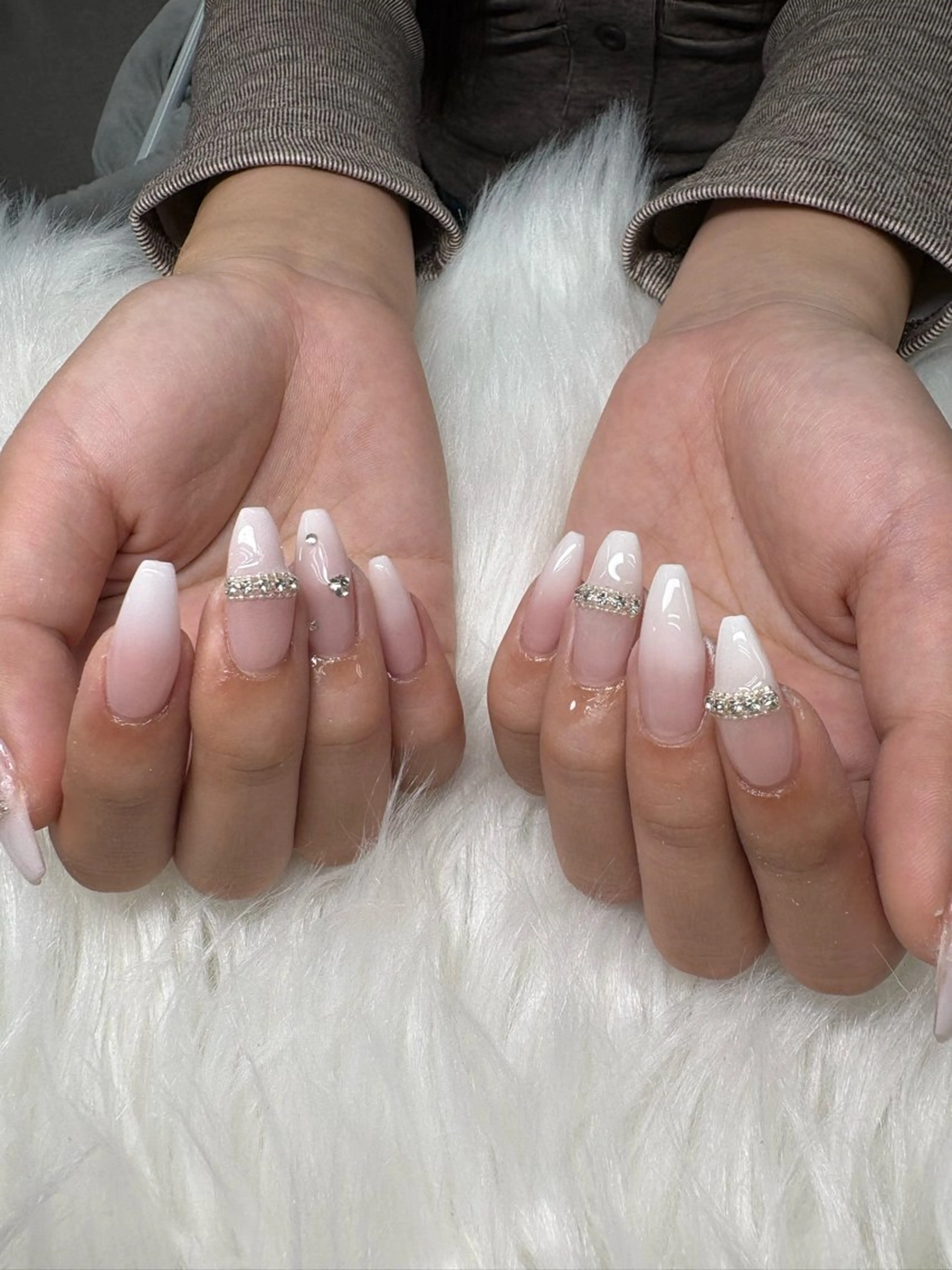 ネイル ハンドネイル SHION  のネイルデザイン