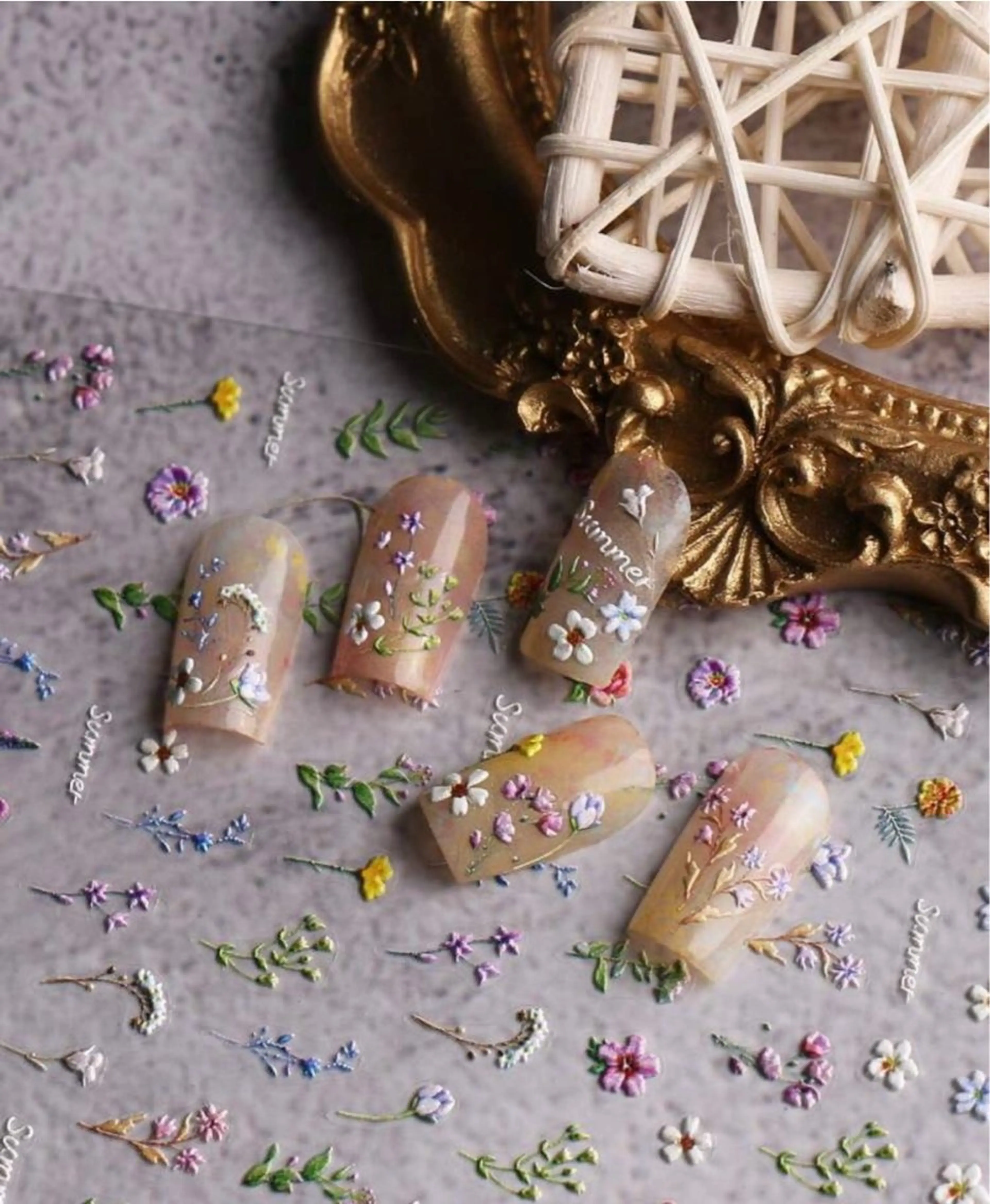 ネイル free hug Hiromiのネイルデザイン