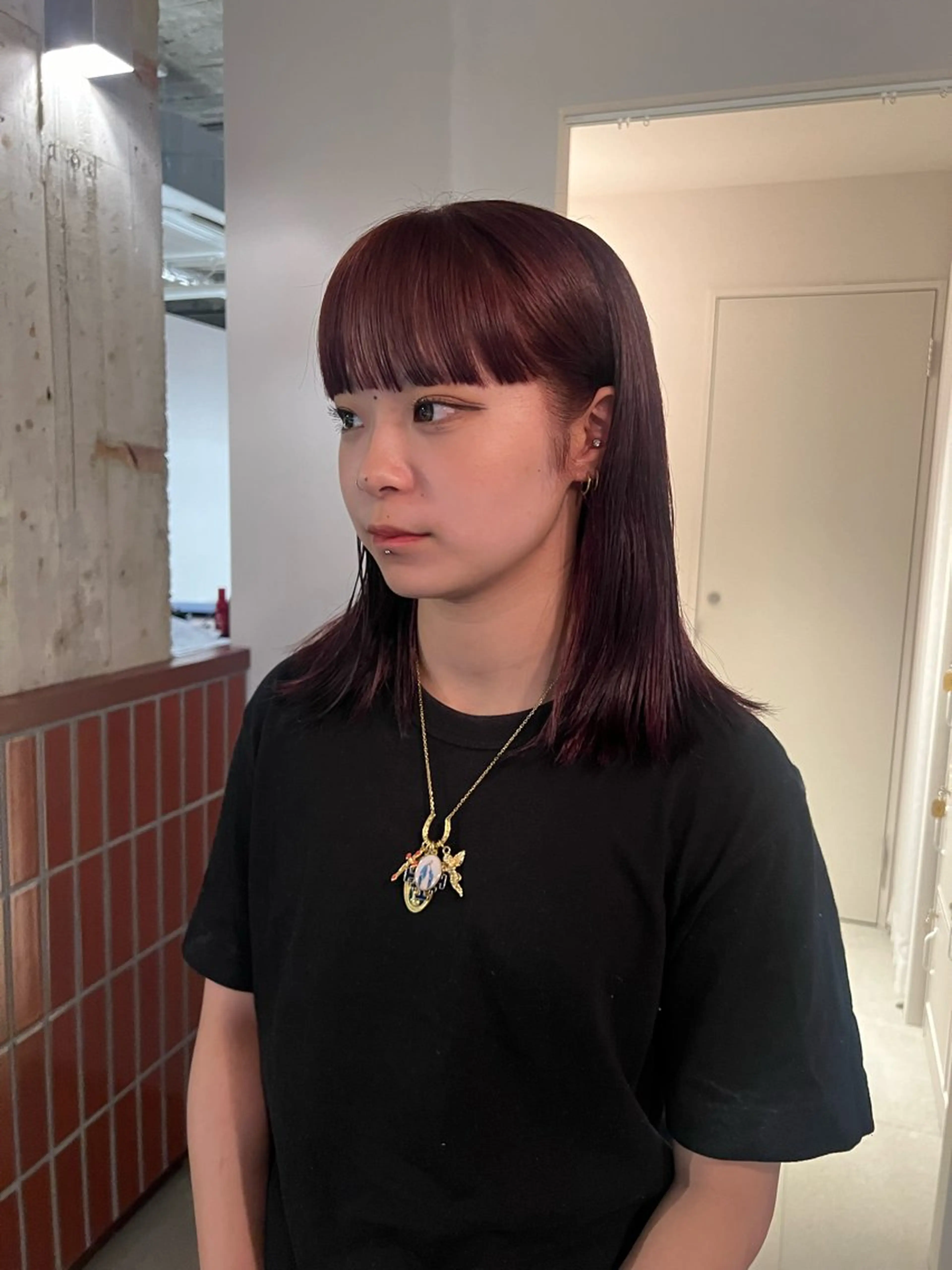 ミディアム 伊藤 美咲のヘアスタイル