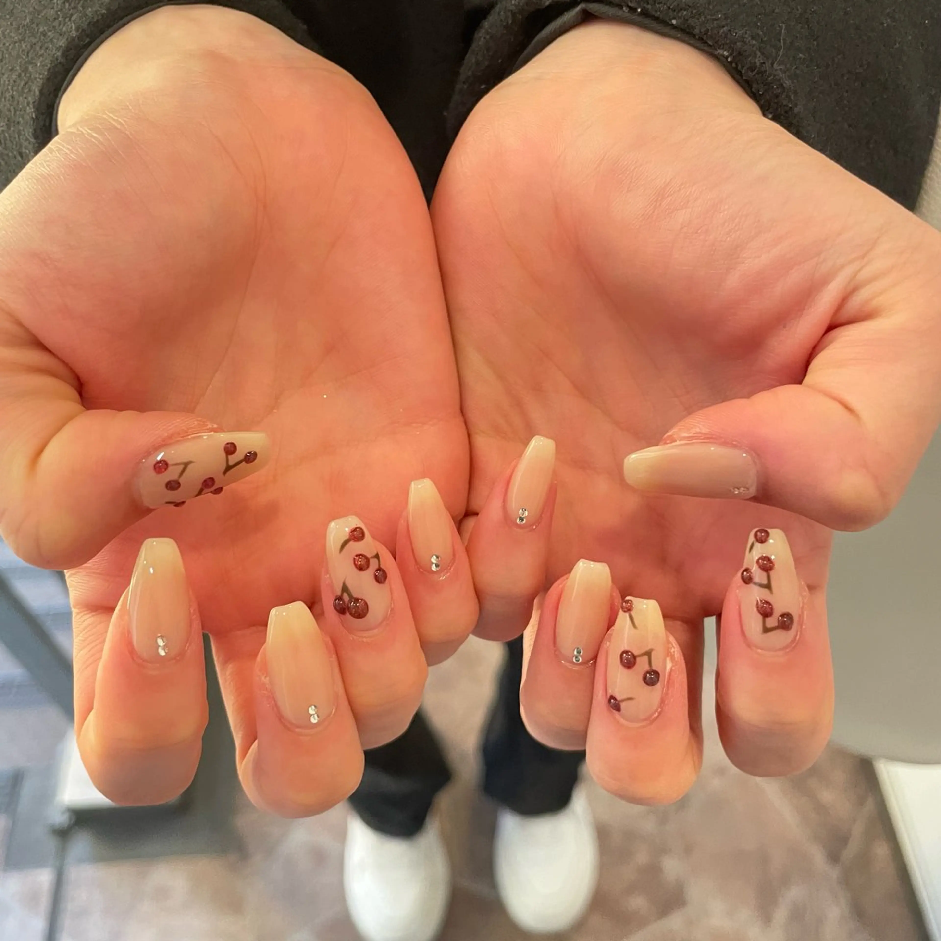 ネイル ぷっくりネイル ハンドネイル WOLTOKYO RIAのネイルデザイン