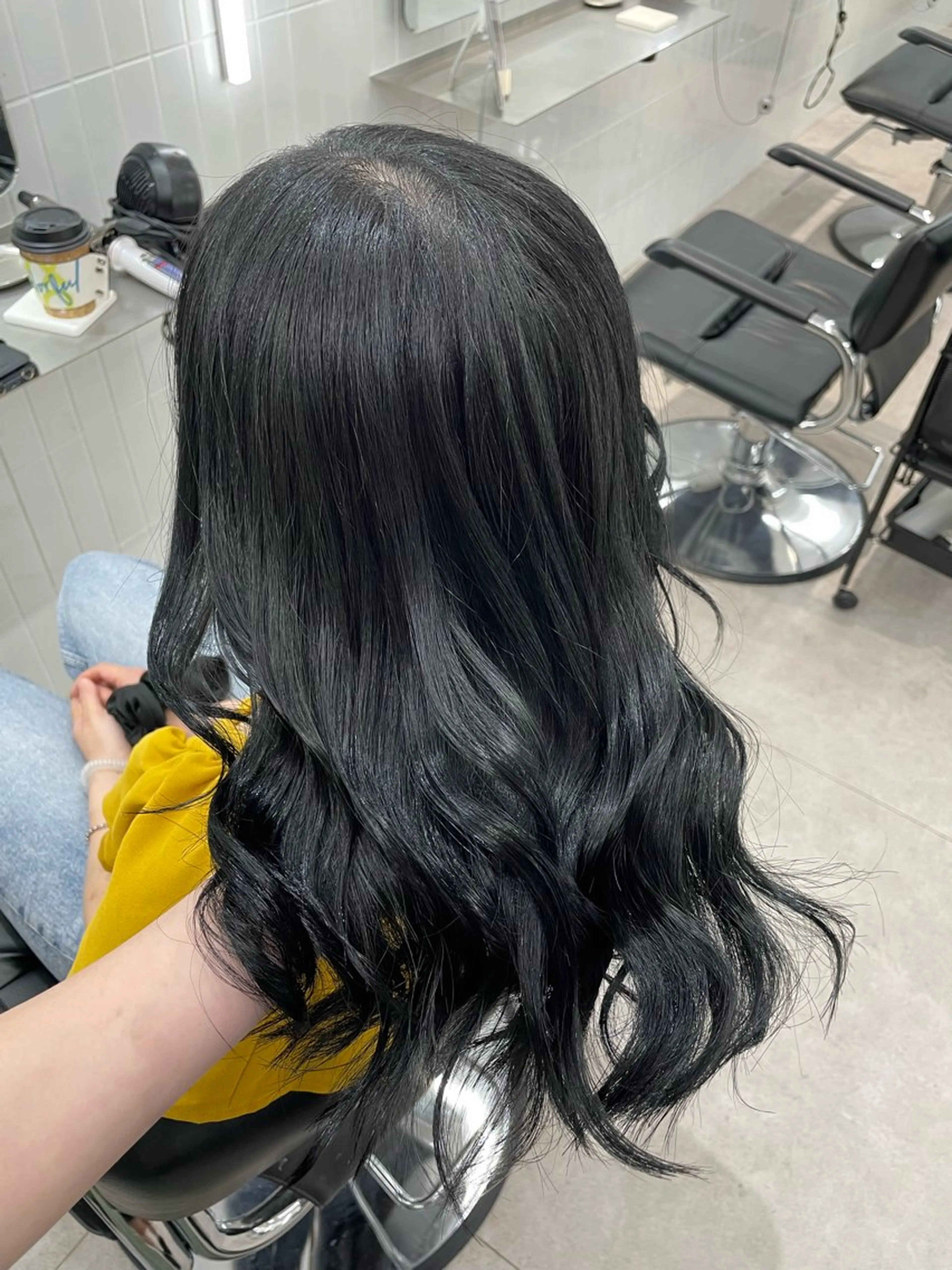 ミディアム ヘアアレンジ ヘアカラー トリートメント 🤍ハル🤍/モテ髪 ヘア🎀/ハイトーンのヘアスタイル