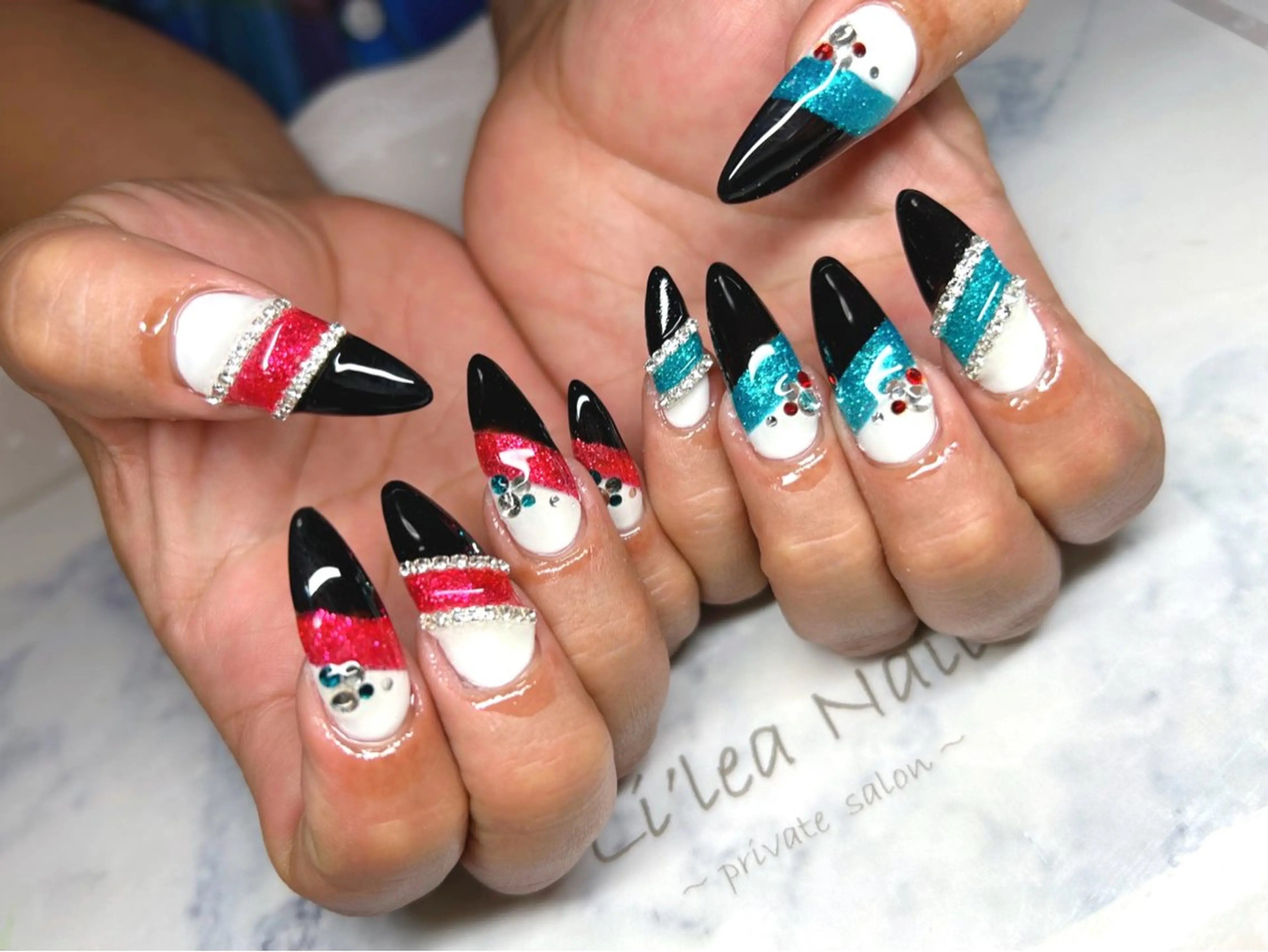 ネイル Li'leaNail AINAのネイルデザイン