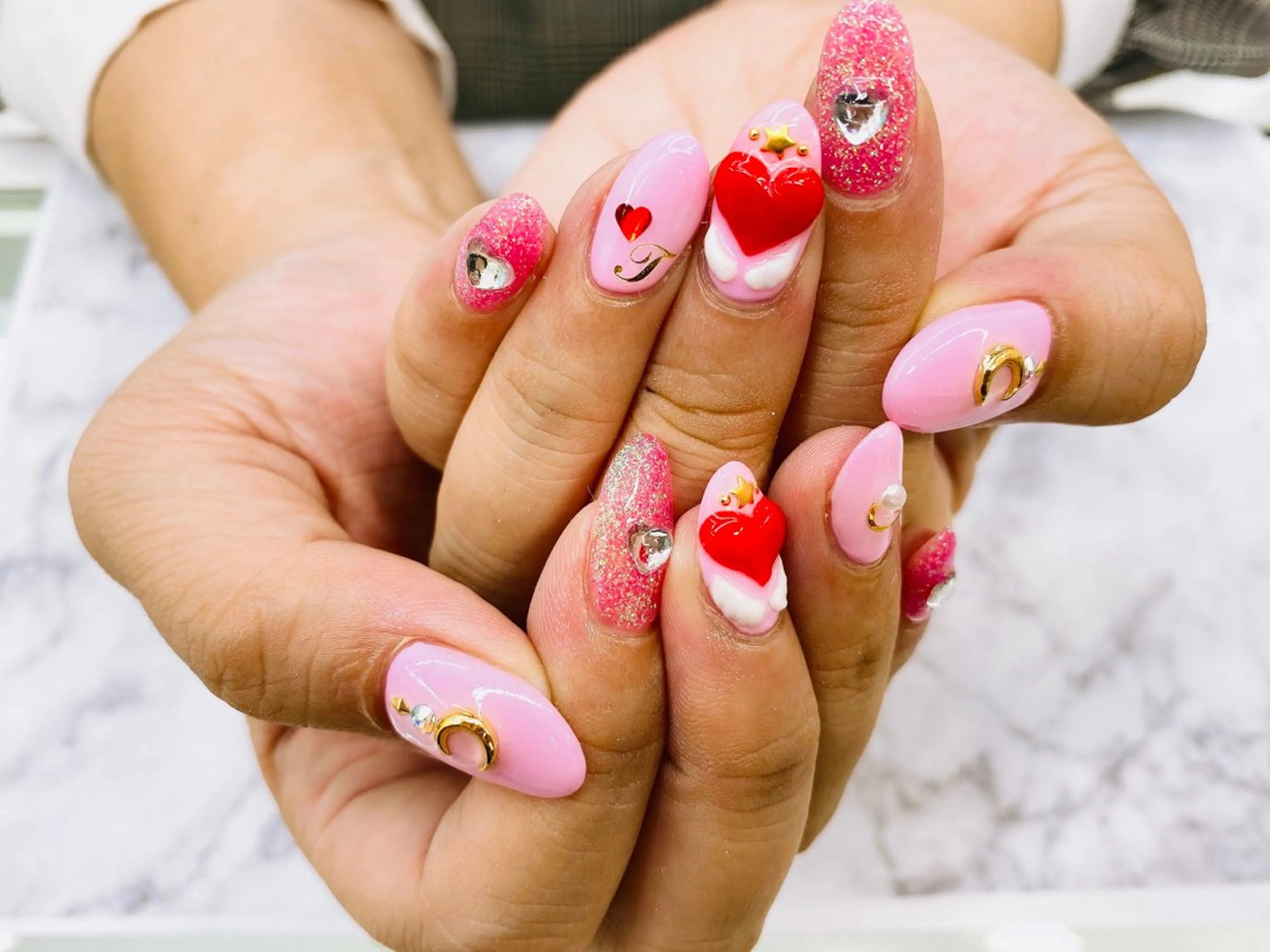 ネイル ピンク ハンドネイル ネイルサロン nail_upのネイルデザイン