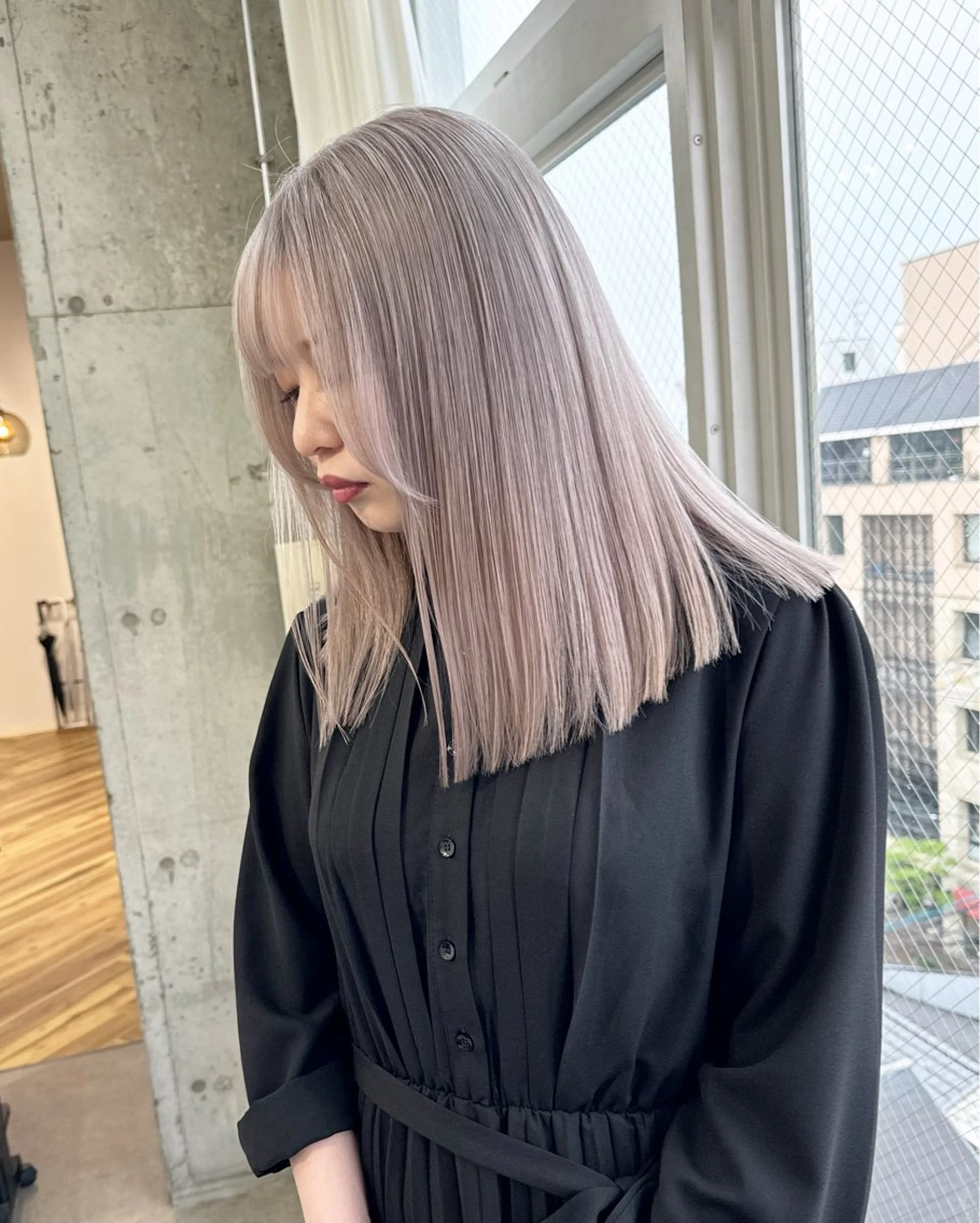 ミディアム カラー ヘアアレンジ ミディアムパーマ ブリーチ ケアブリーチ ダブルカラー ハイライトカラー ヘアカラー トリートメント lani 天神大名/ブリーチのヘアスタイル
