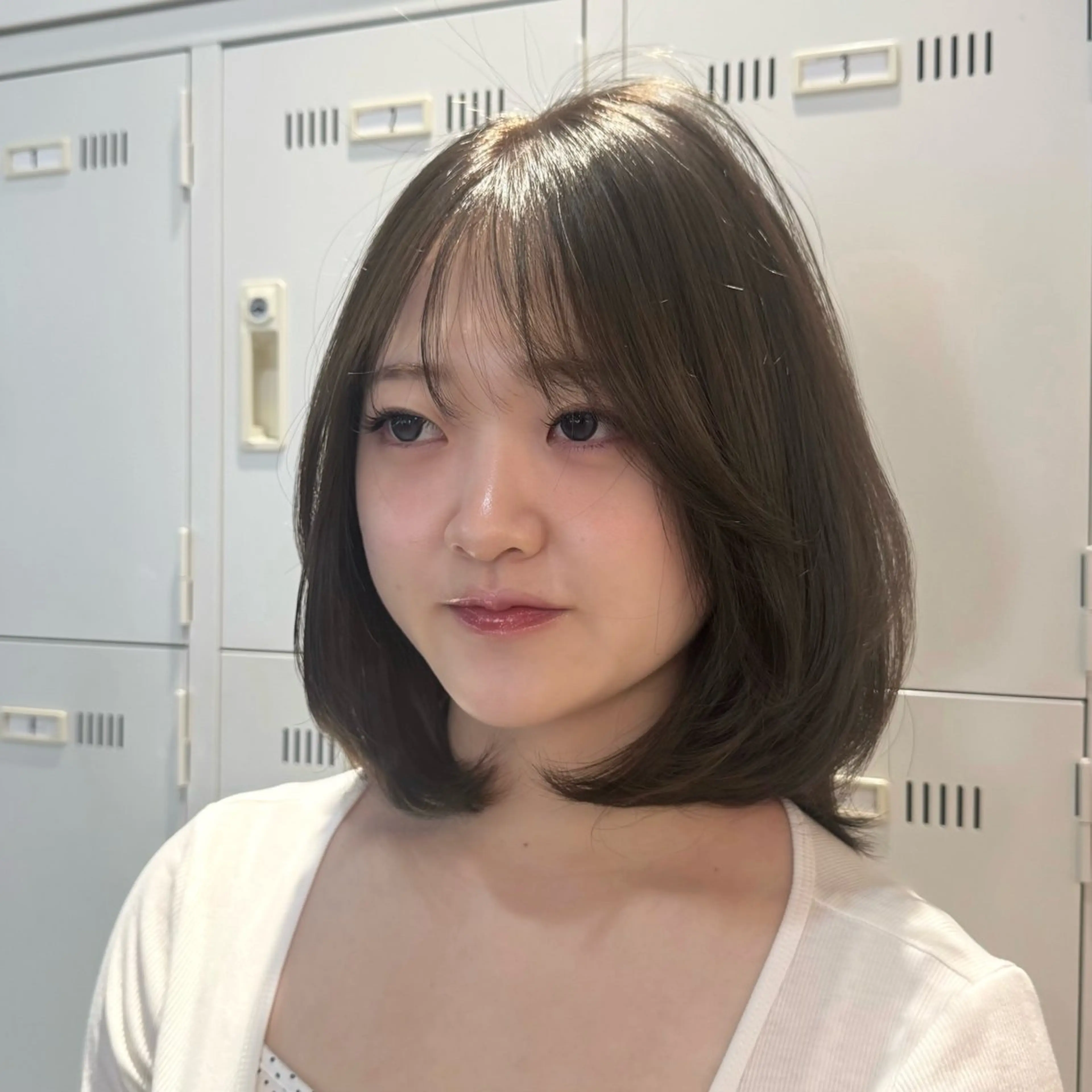 ミディアム カラー ブリーチ ブラウンカラー 透明感カラー ダブルカラー グレージュ カット ヘアカラー sia所属・Nene Murakamiのヘアスタイル