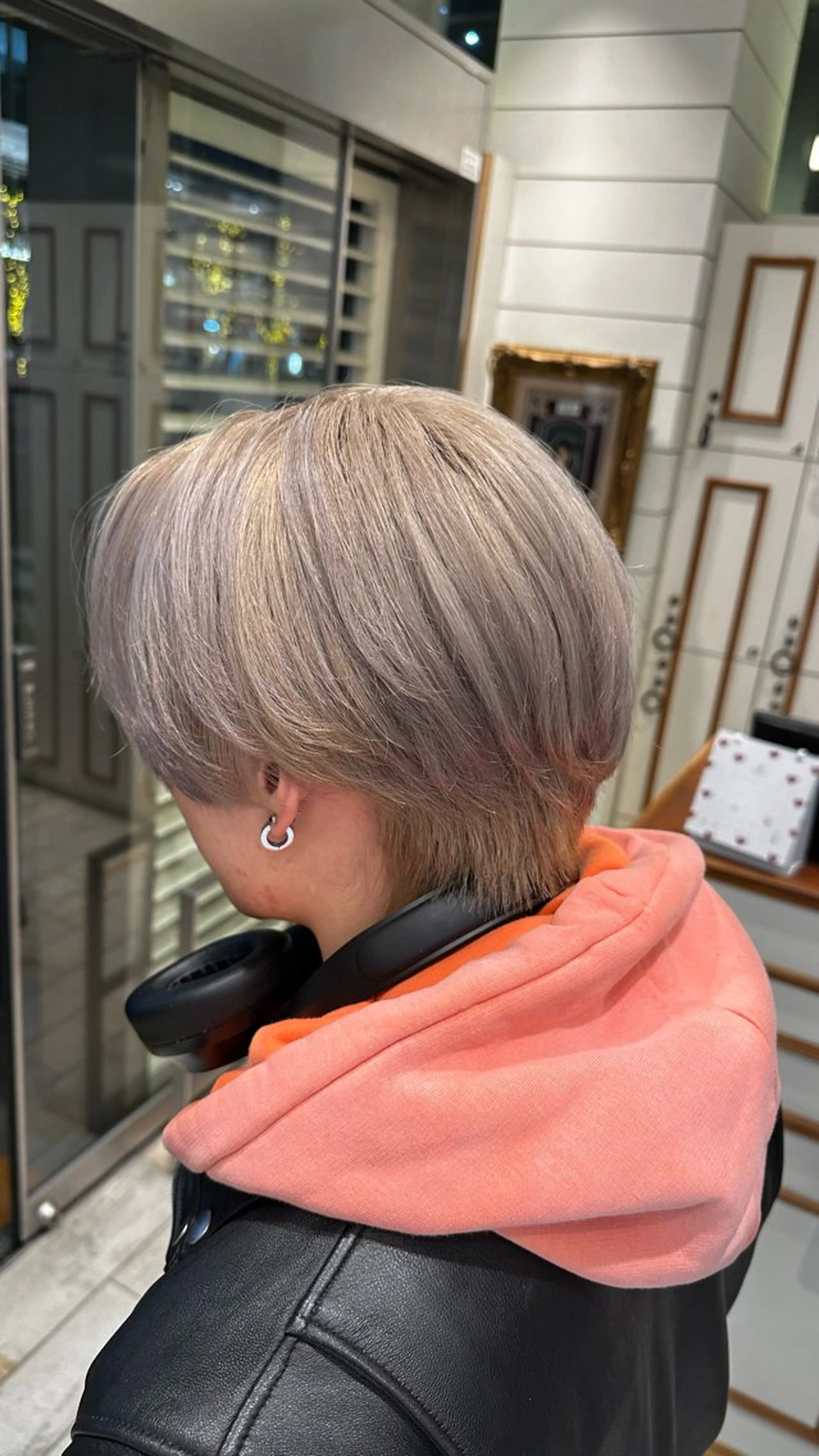 カラー メンズ メンズブリーチ ブリーチ ヘアカラー fifth原宿 宮部蓮のヘアスタイル
