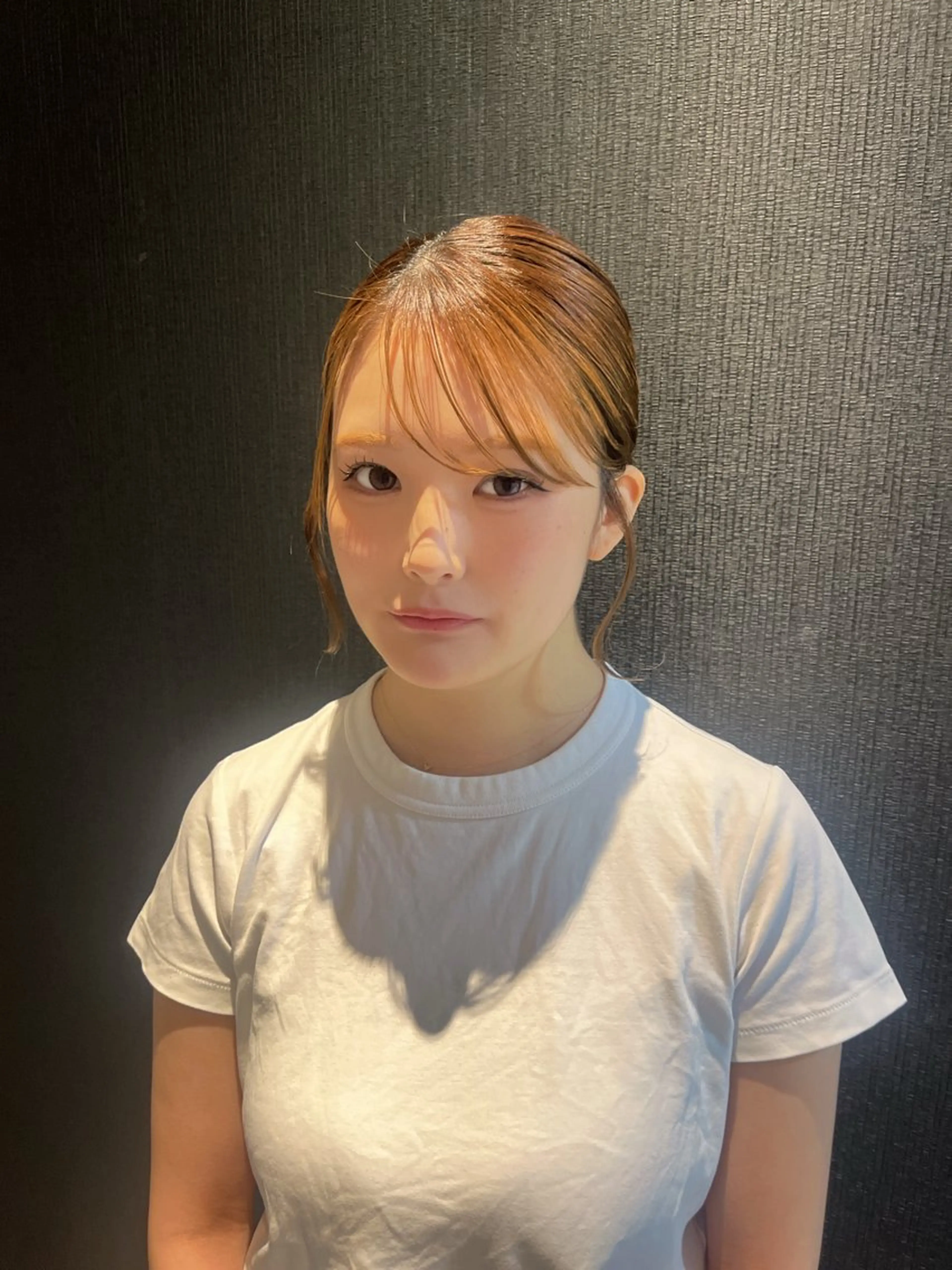 ヘアアレンジ ヘアセット 垢抜けカラー/オリー ブ系/フェミニン/鏡のヘアスタイル