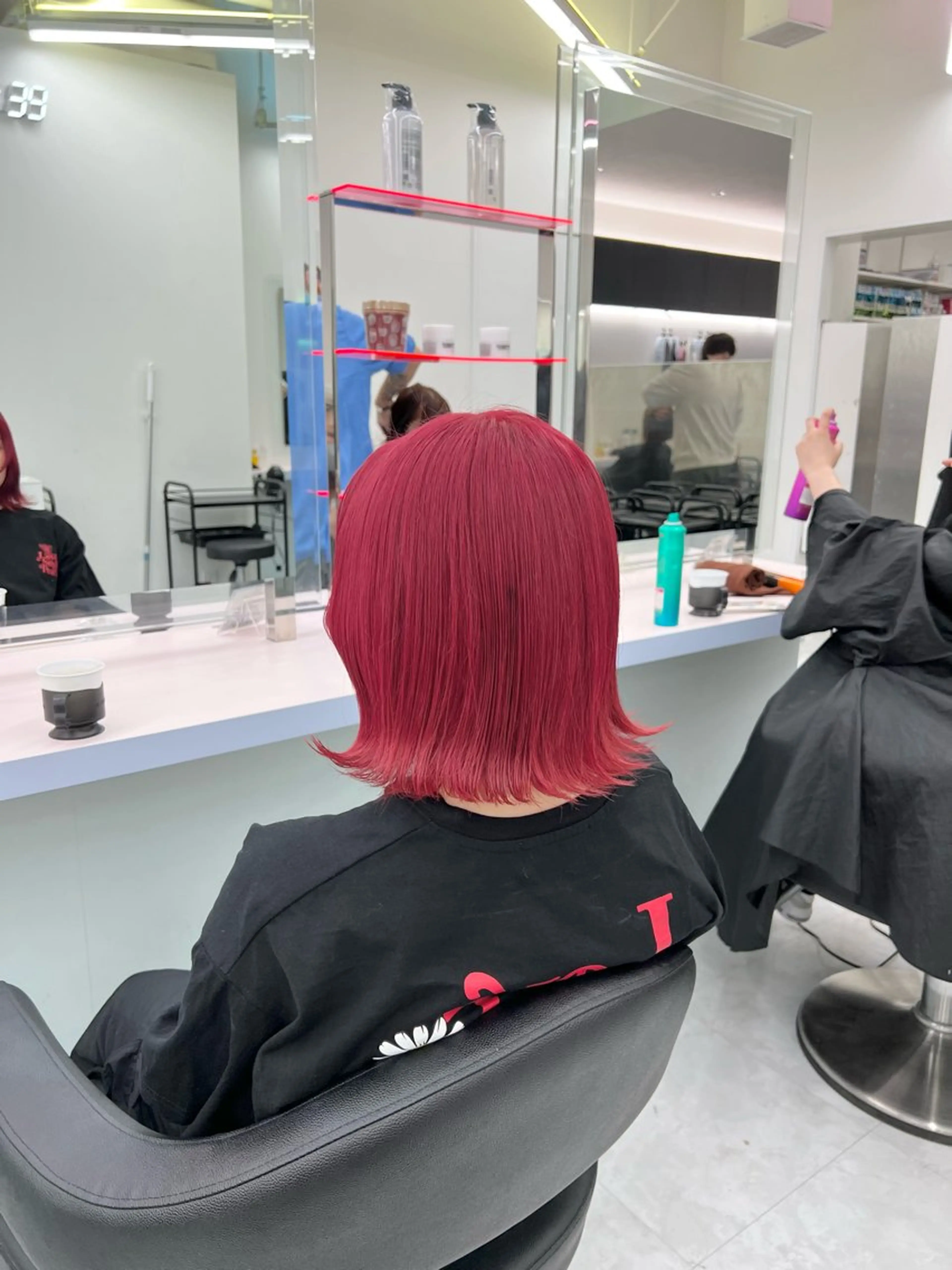 ミディアム カラー ブリーチ ケアブリーチ ダブルカラー イヤリングカラー インナーカラー ヘアカラー トリートメント ヘッドスパ ヘアセット お客様満足No.1 🌈Neneのヘアスタイル
