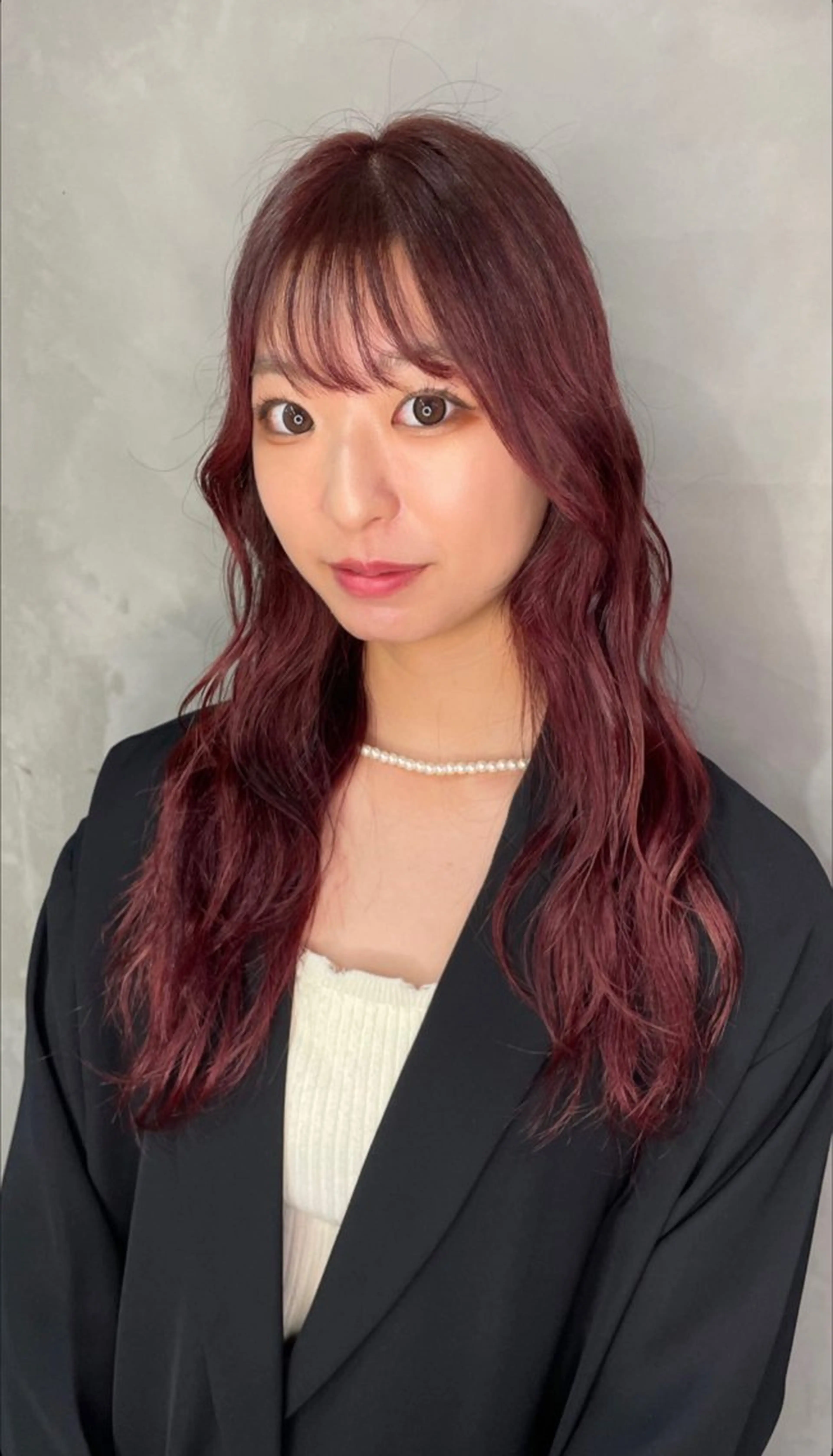 ロング Yuuka /寒色カラーのヘアスタイル