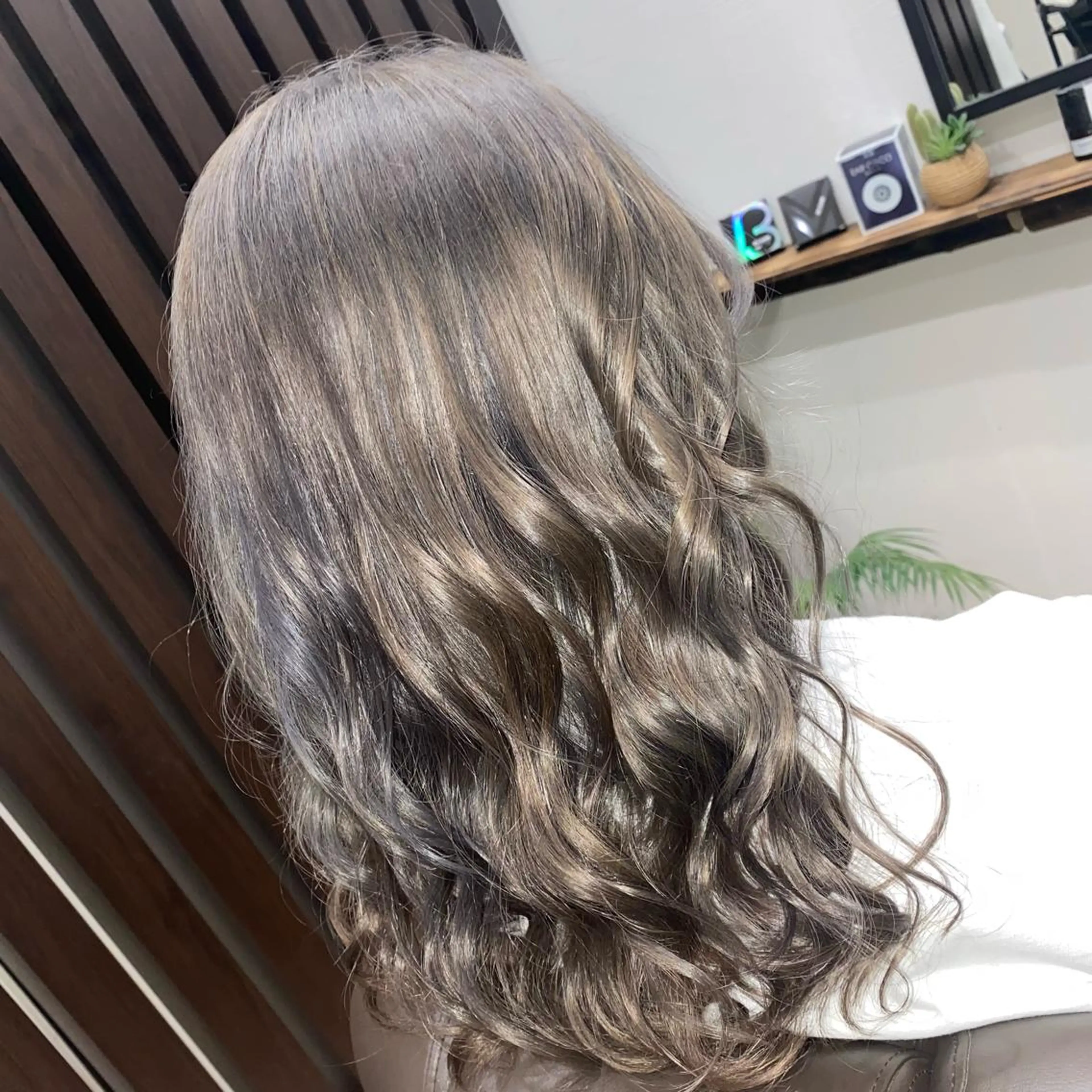 ロング カラー RIRŪA所属・プルシールエクステ ちゃきのヘアスタイル