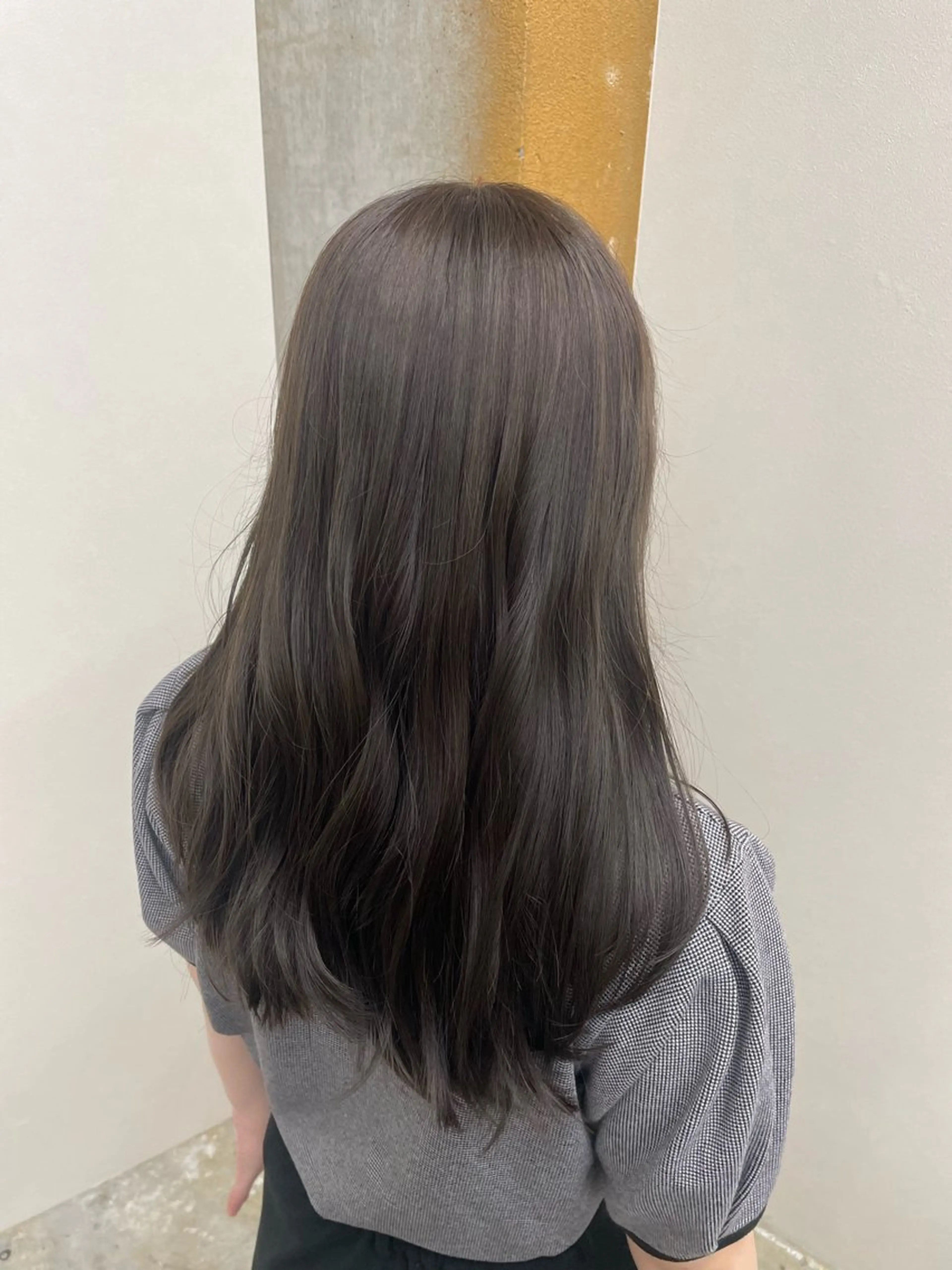 ロング カラー グレージュ オリーブグレージュ オリーブグレー ヘアカラー ユナ /モデル様募集中のヘアスタイル
